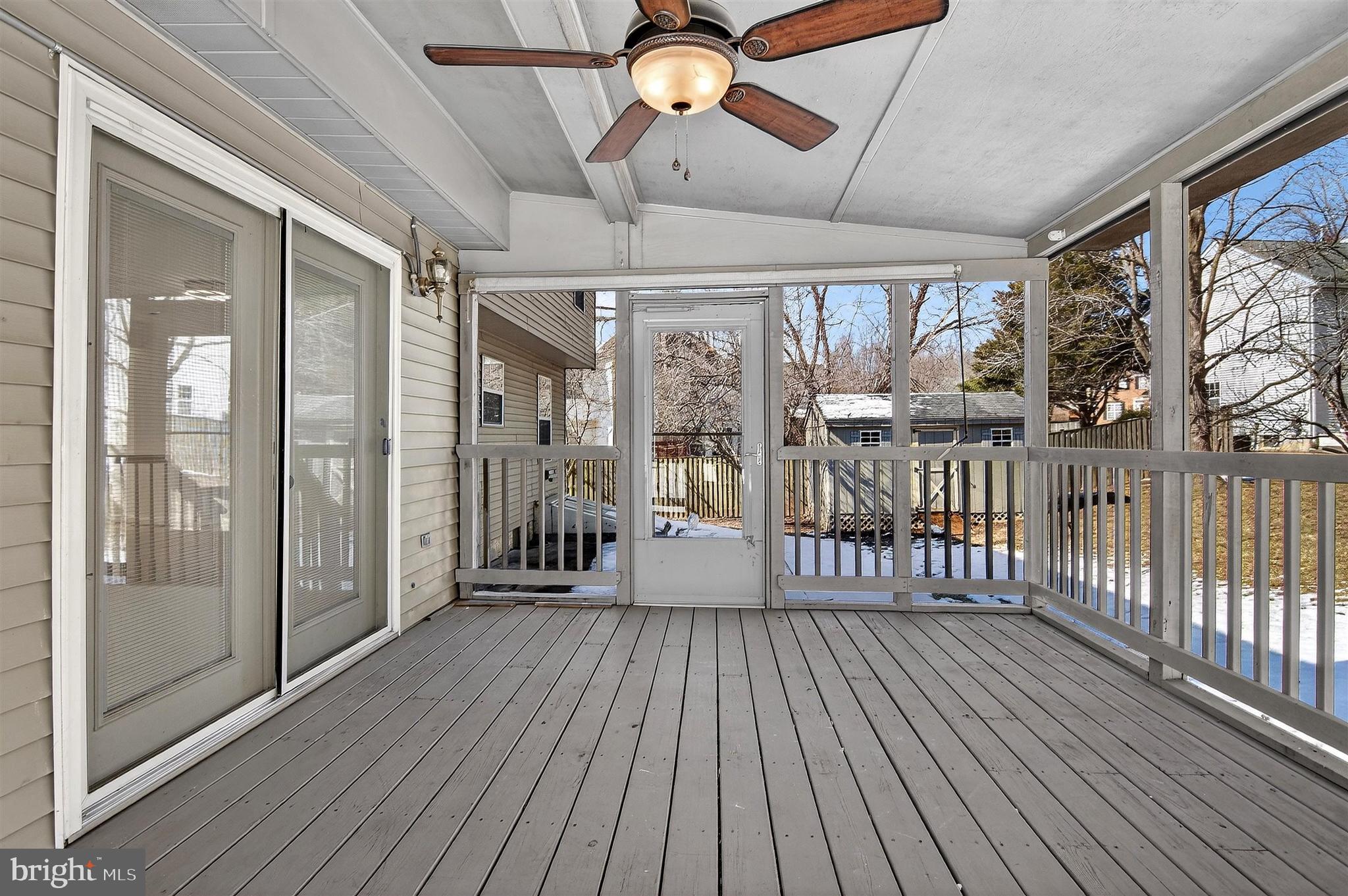 SUMMIT CREEK - Residential