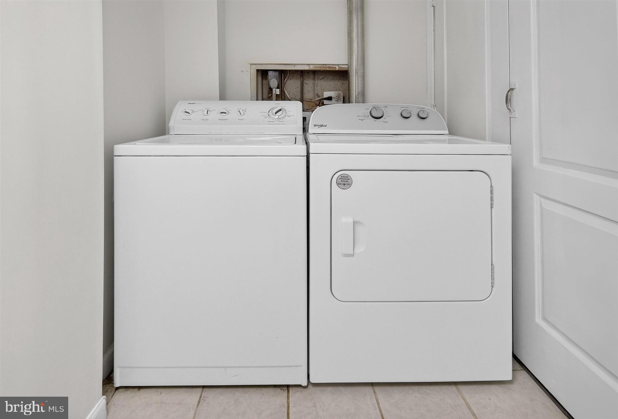 SUMMIT CREEK - Residential