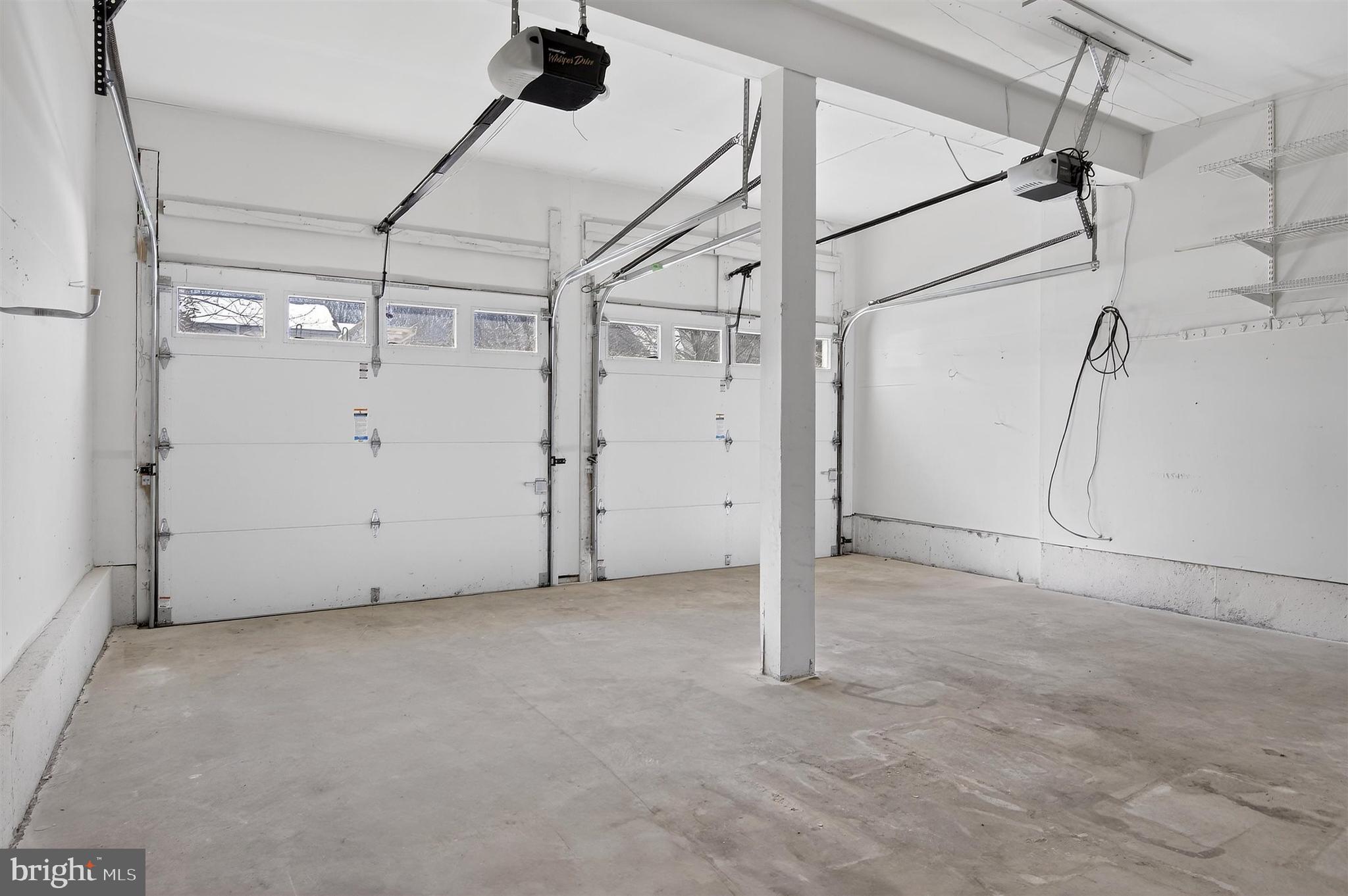 SUMMIT CREEK - Residential