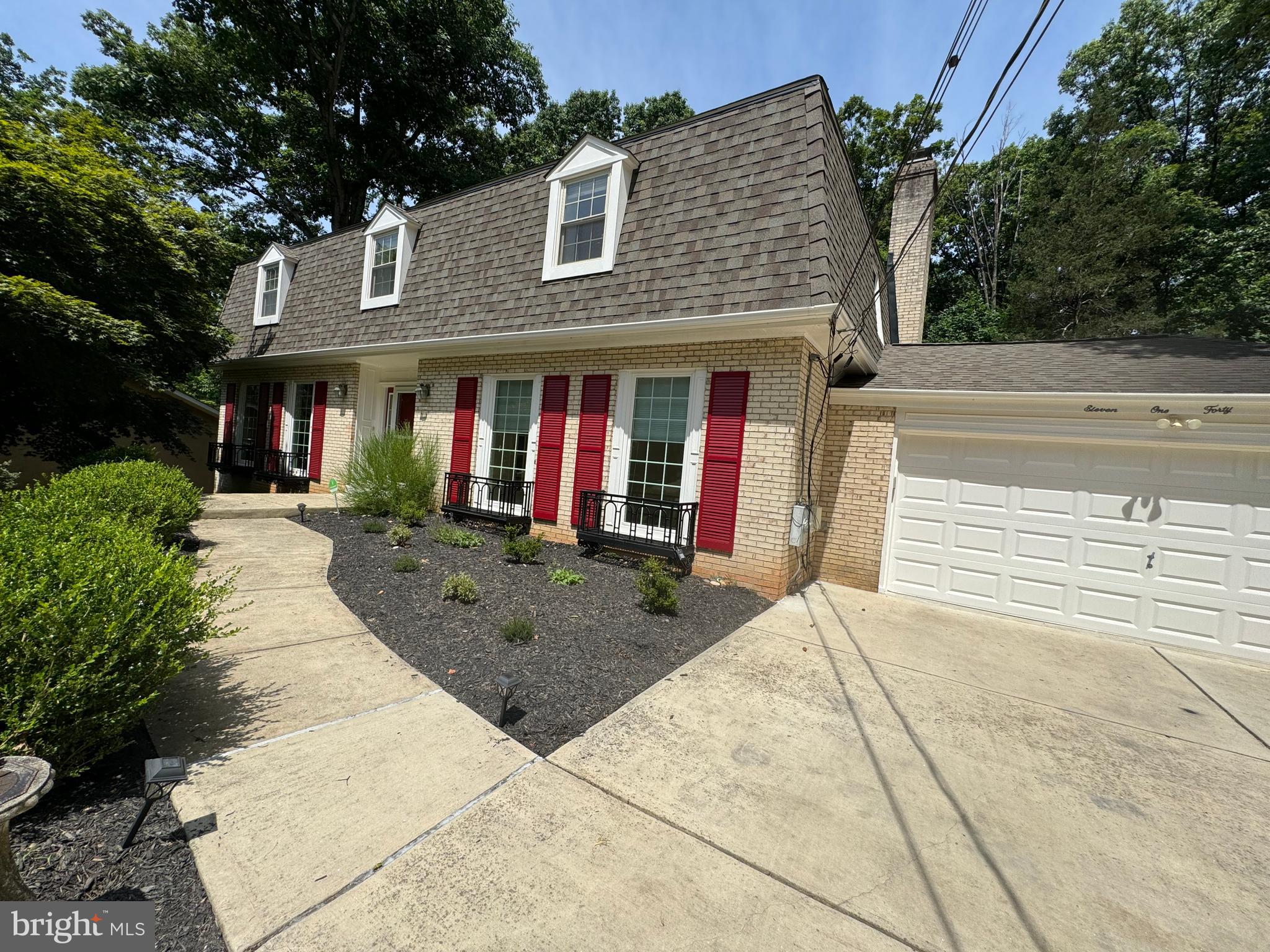 WILLOWBROOK - Residential