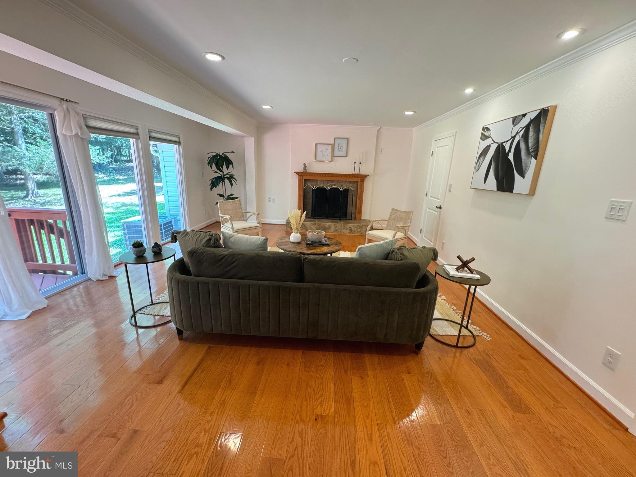 WILLOWBROOK - Residential