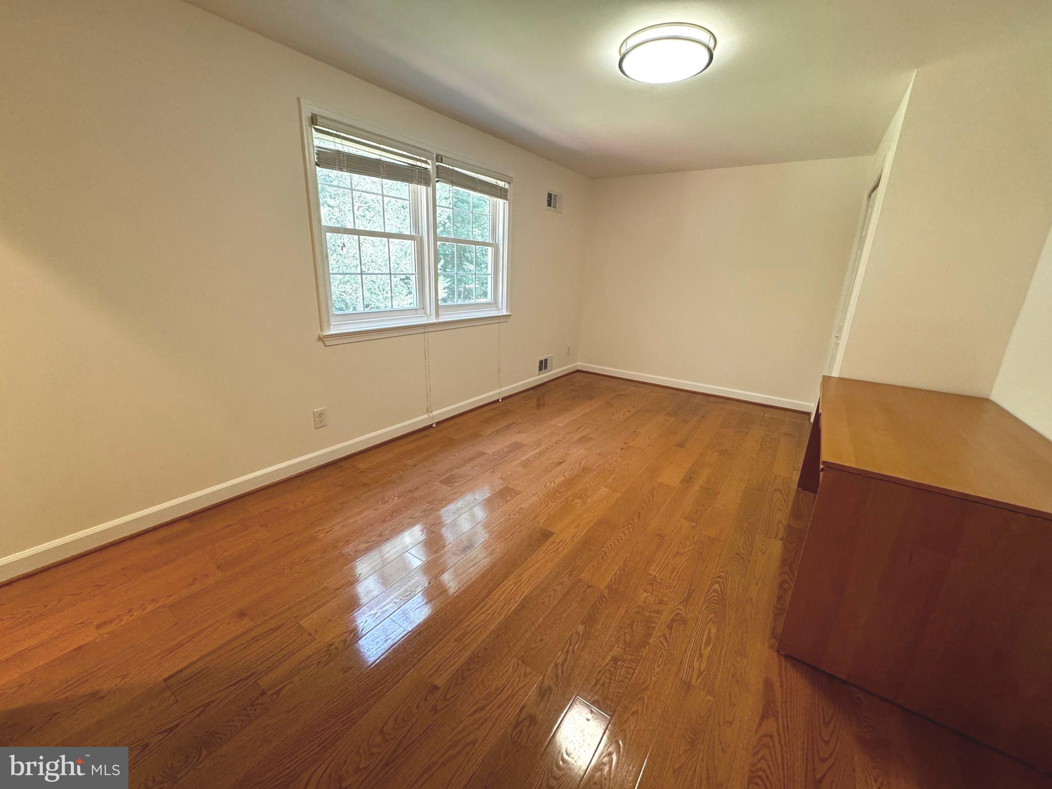 WILLOWBROOK - Residential