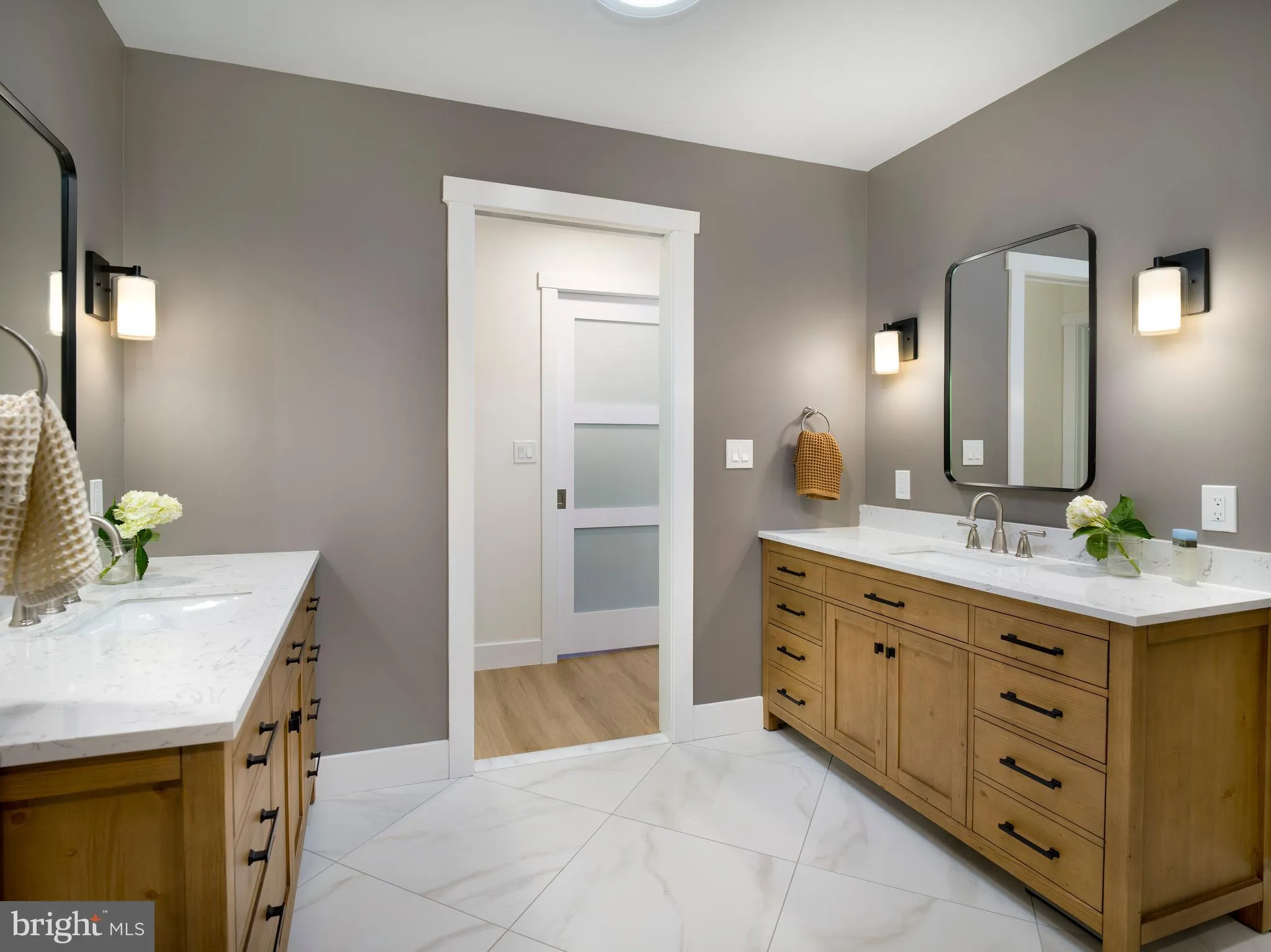 Villanova, Pennsylvania 19085, United States, 4 Bedrooms Bedrooms, ,4 BathroomsBathrooms,Residential,Active,187872