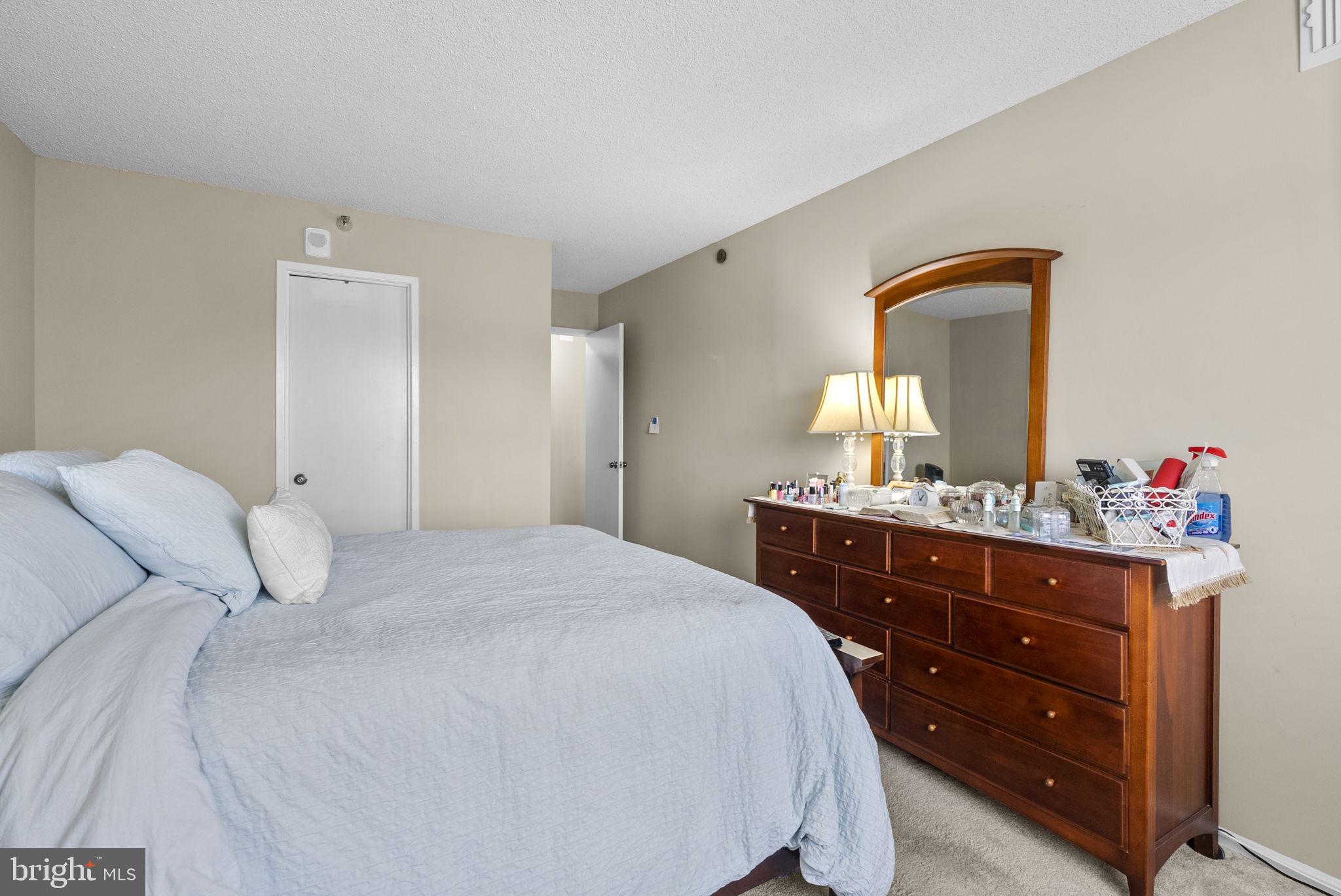 GREENS AT LEISURE WORLD - Residential