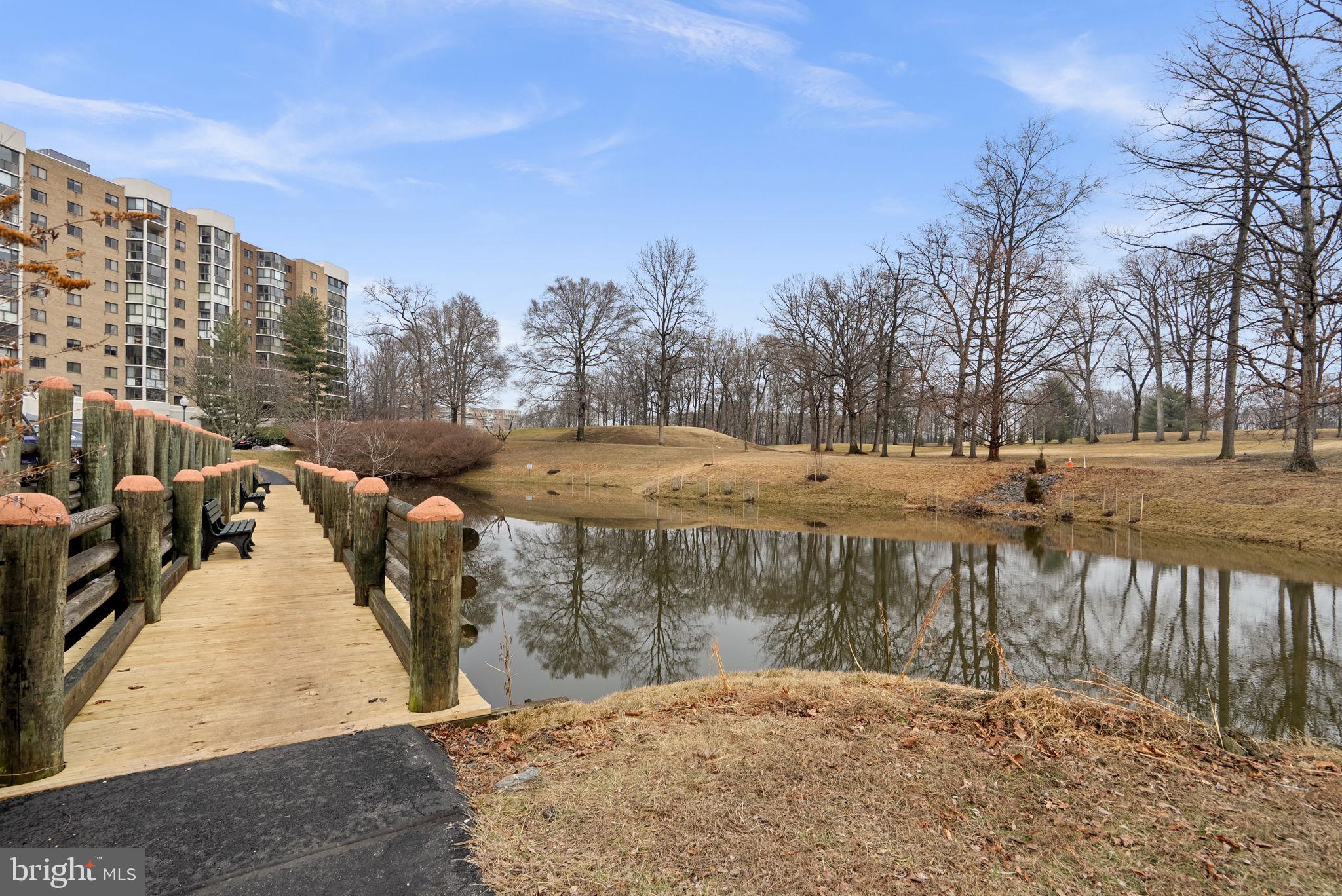 GREENS AT LEISURE WORLD - Residential