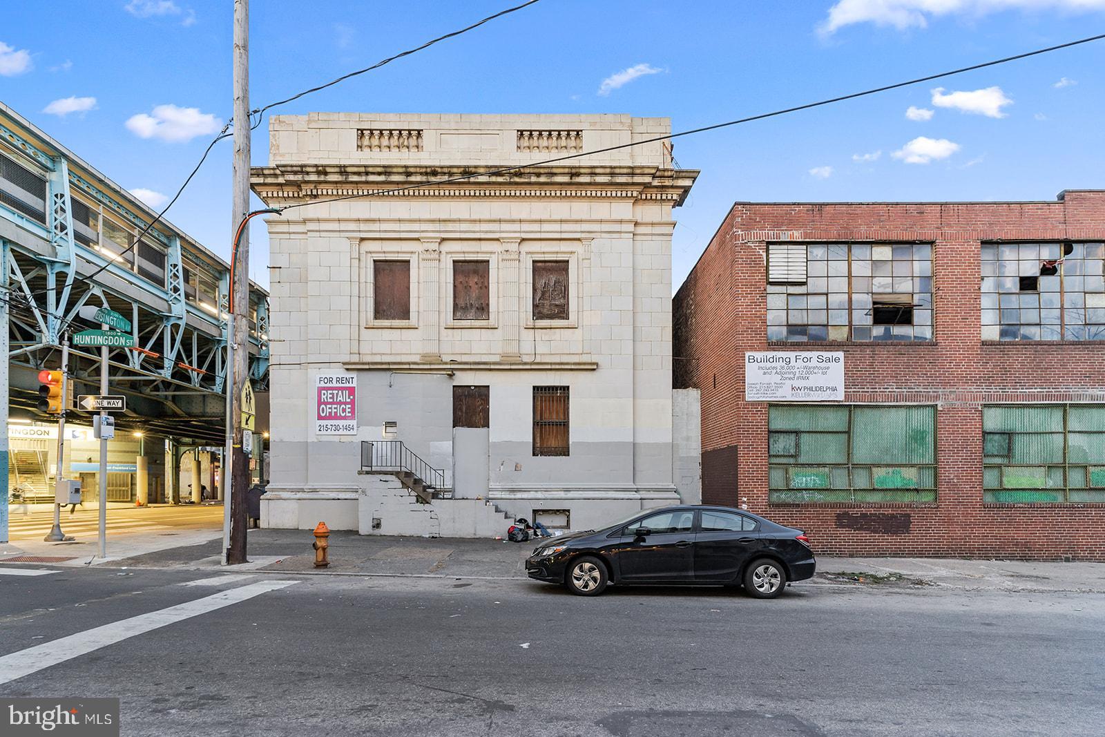 EAST KENSINGTON - Commercial Sale
