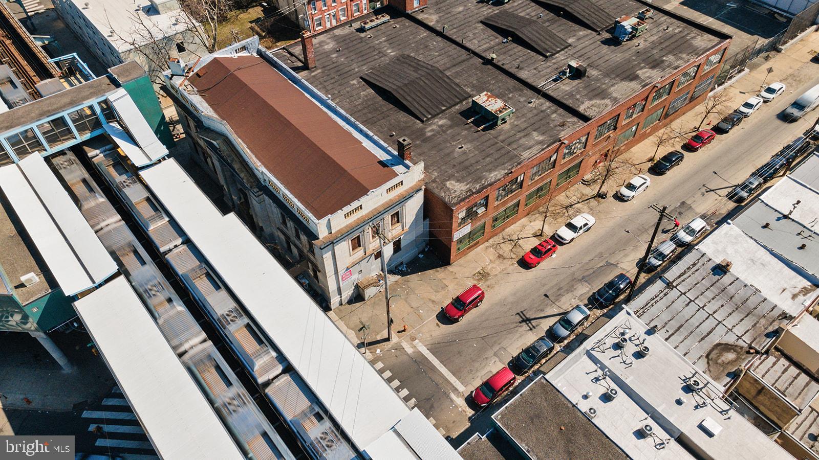 EAST KENSINGTON - Commercial Sale