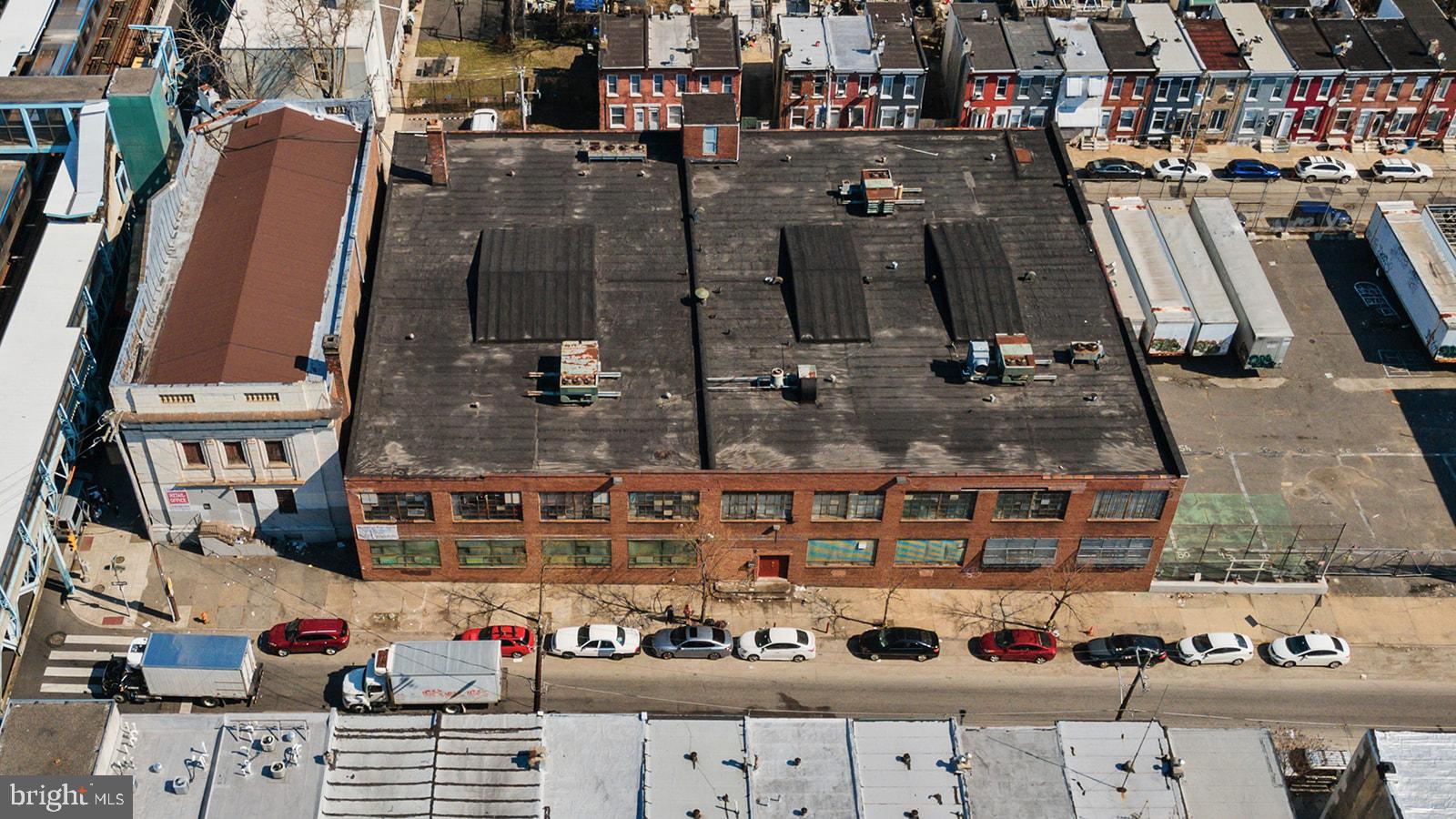 EAST KENSINGTON - Commercial Sale
