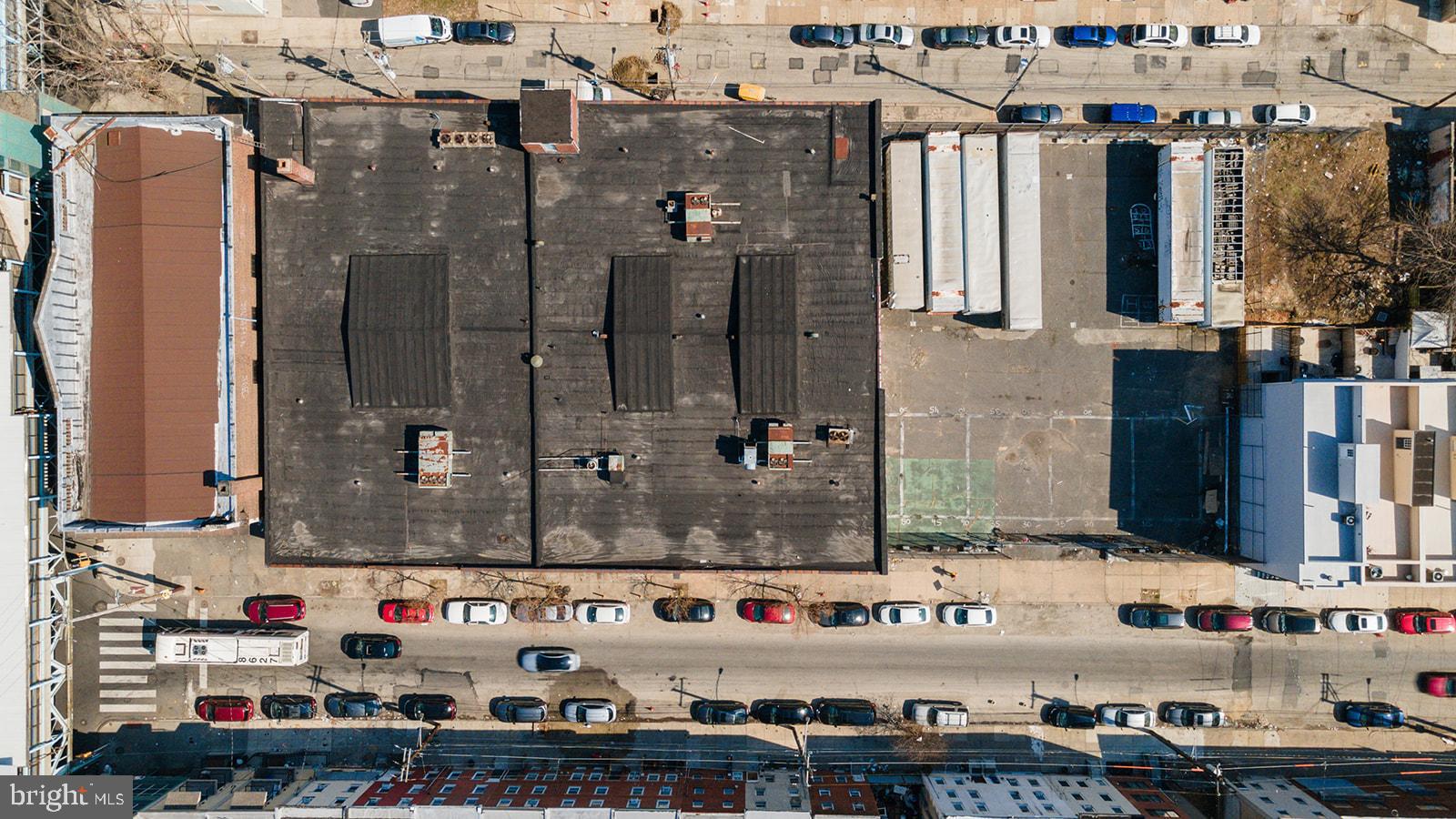 EAST KENSINGTON - Commercial Sale