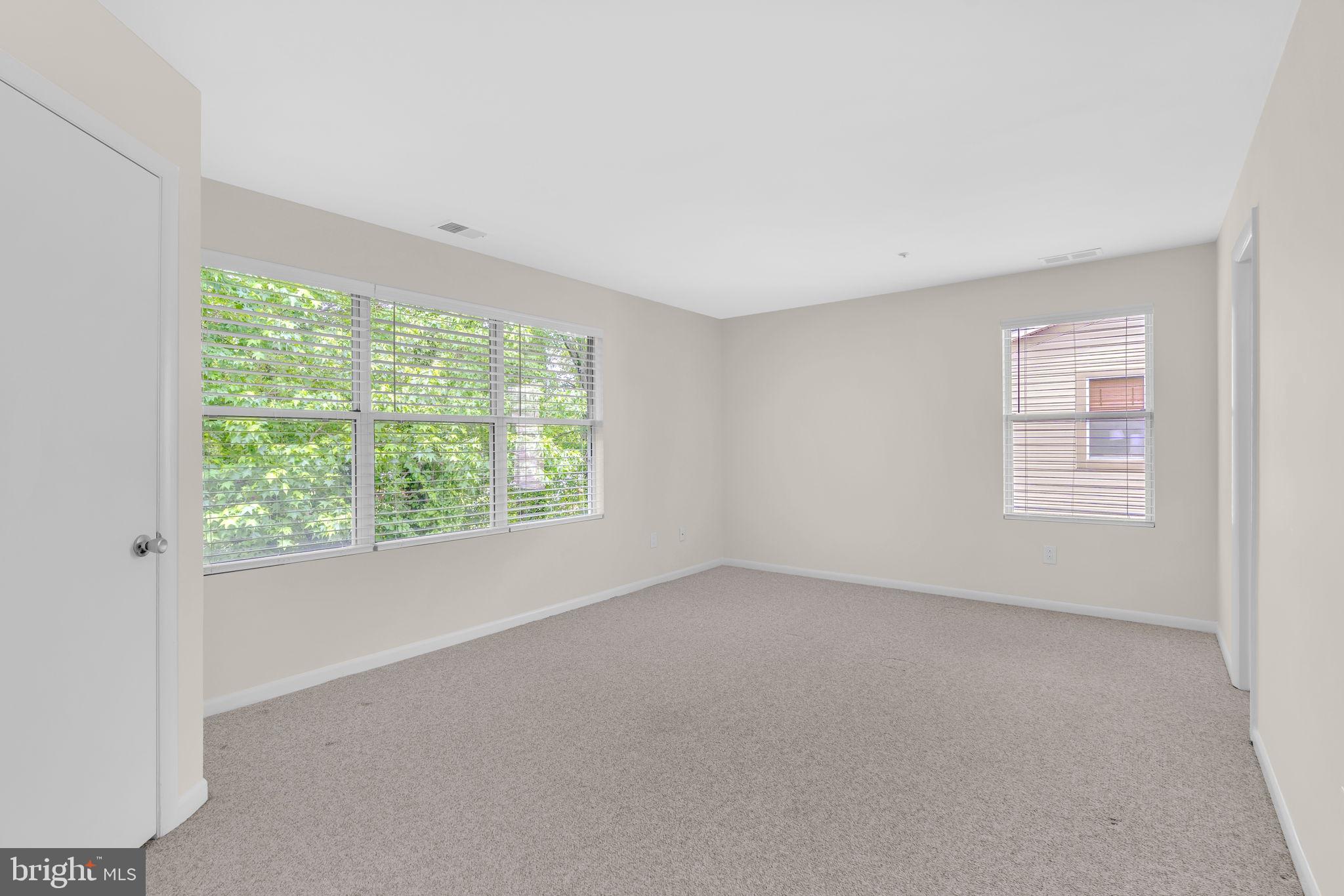 ANNAPOLIS OVERLOOK - Residential