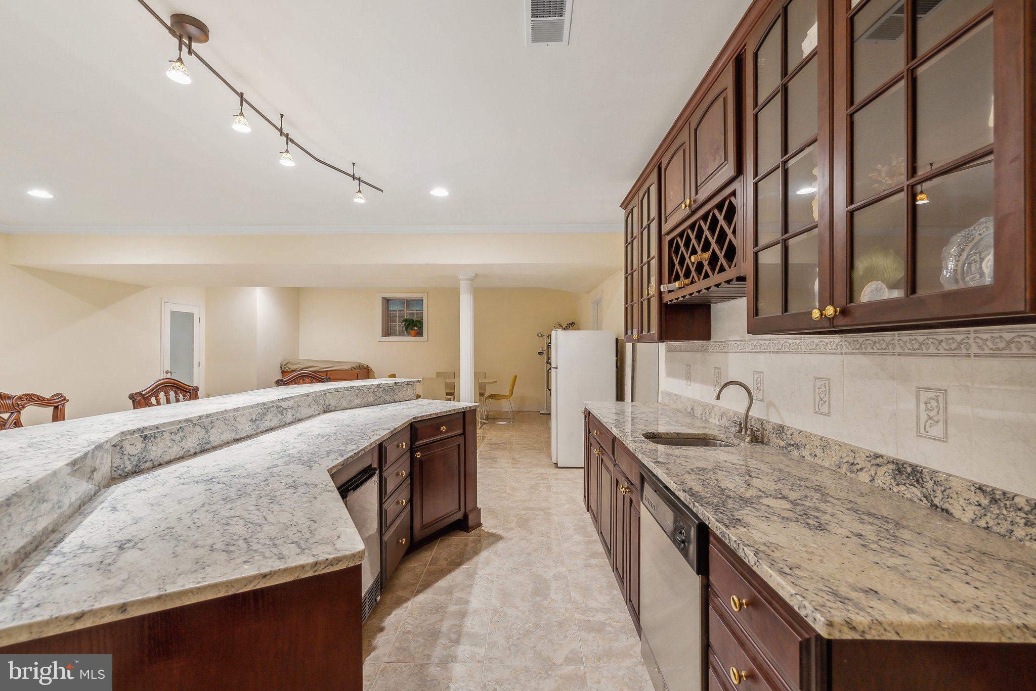 OLD DOMINION GARDENS - Residential