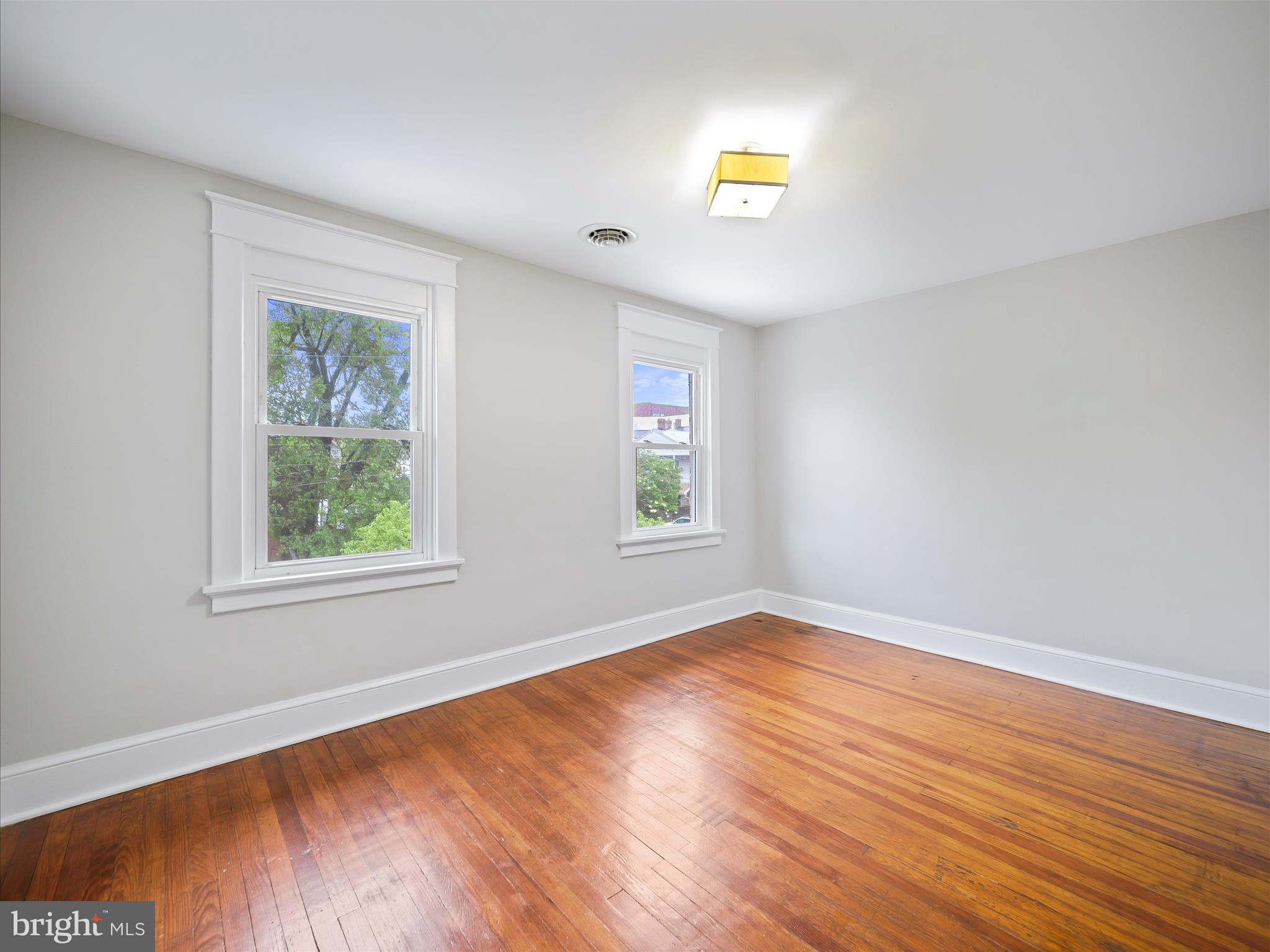 DOWNTOWN FREDERICK - Residential