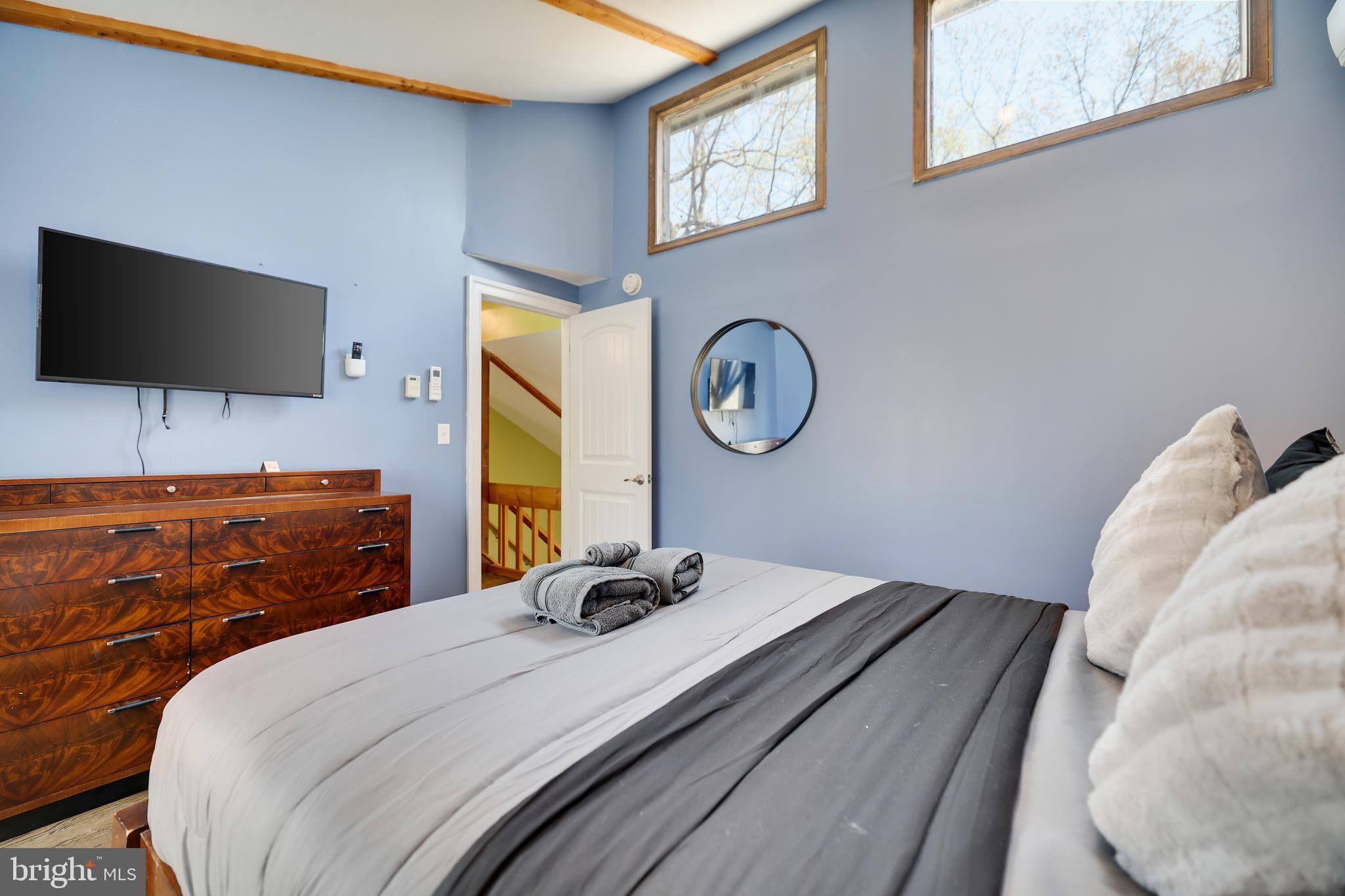 SAW CREEK ESTATES - Residential