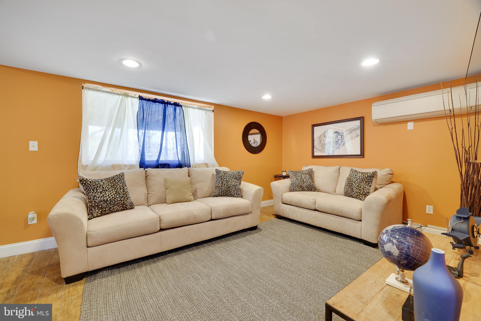 SAW CREEK ESTATES - Residential