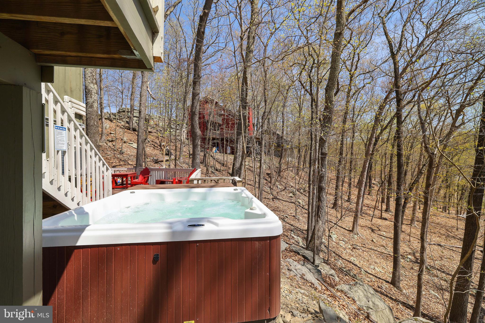 SAW CREEK ESTATES - Residential