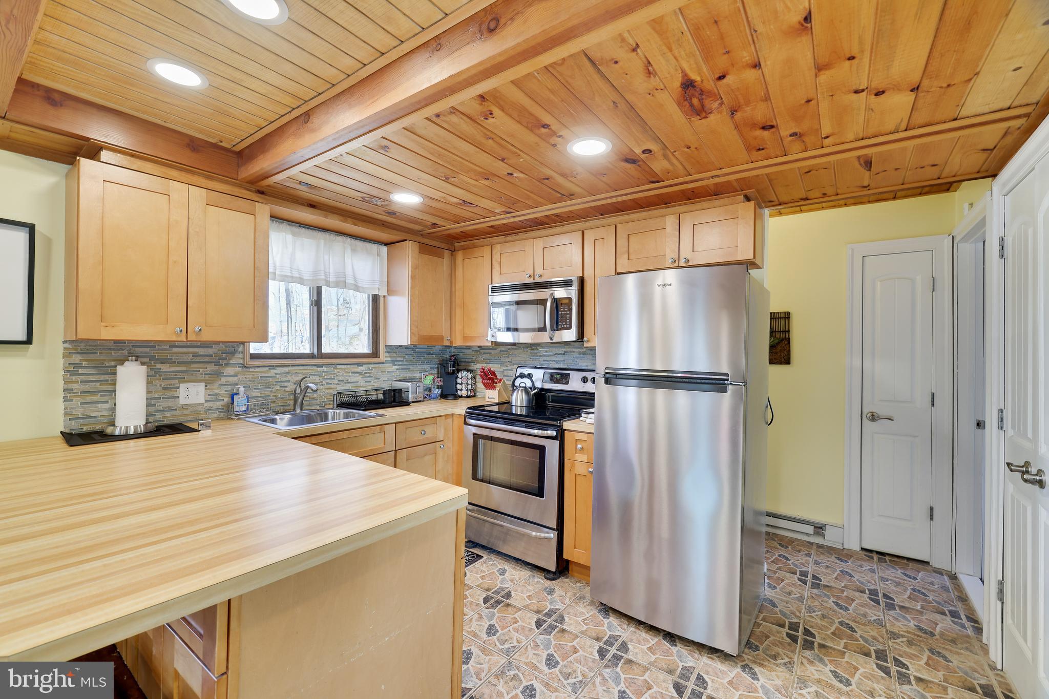 SAW CREEK ESTATES - Residential