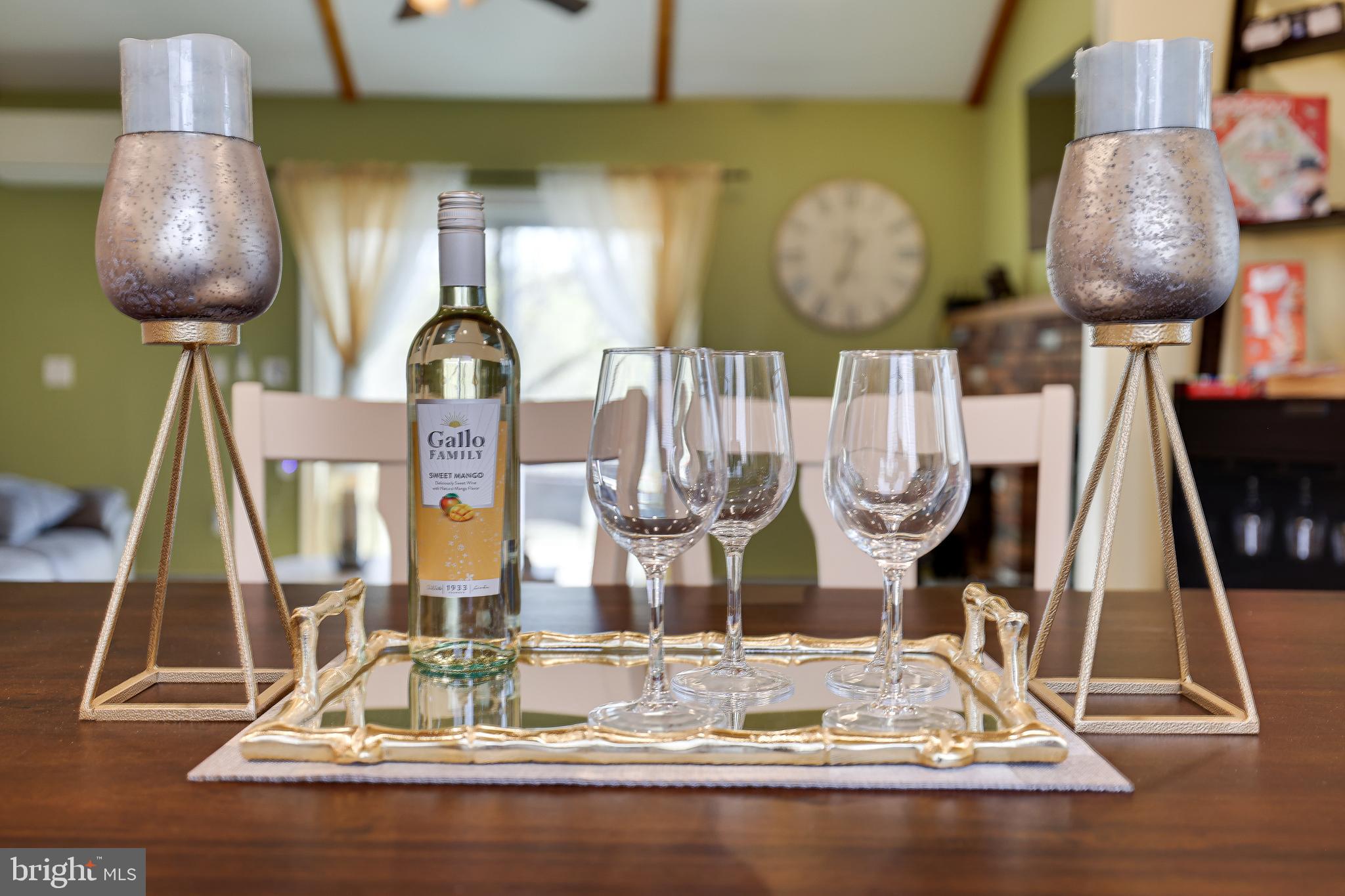 SAW CREEK ESTATES - Residential