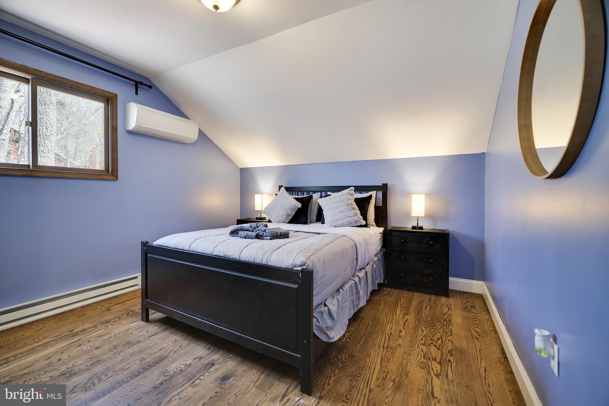 SAW CREEK ESTATES - Residential