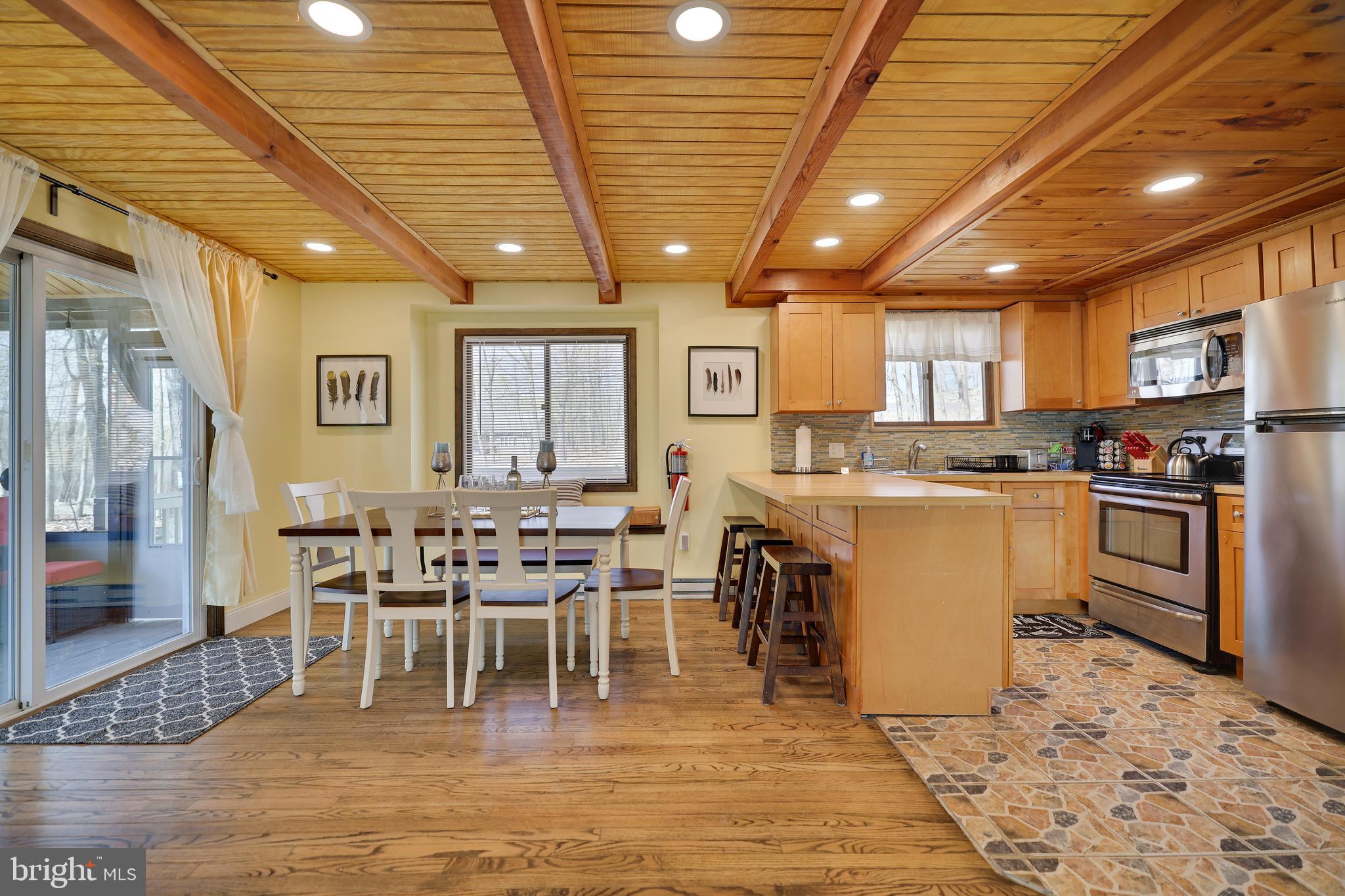 SAW CREEK ESTATES - Residential