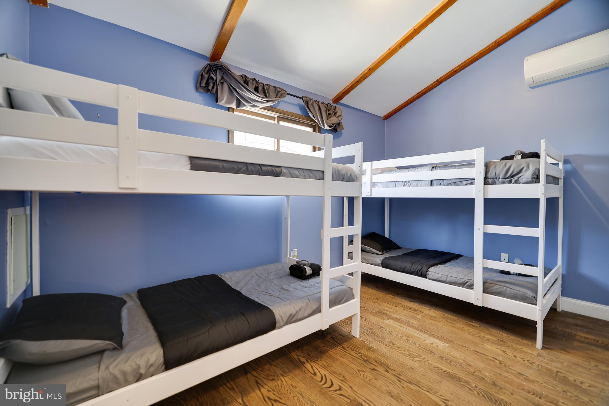 SAW CREEK ESTATES - Residential