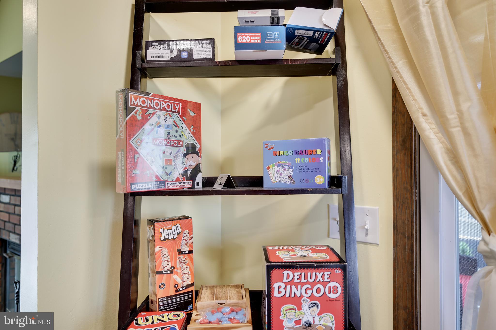 SAW CREEK ESTATES - Residential