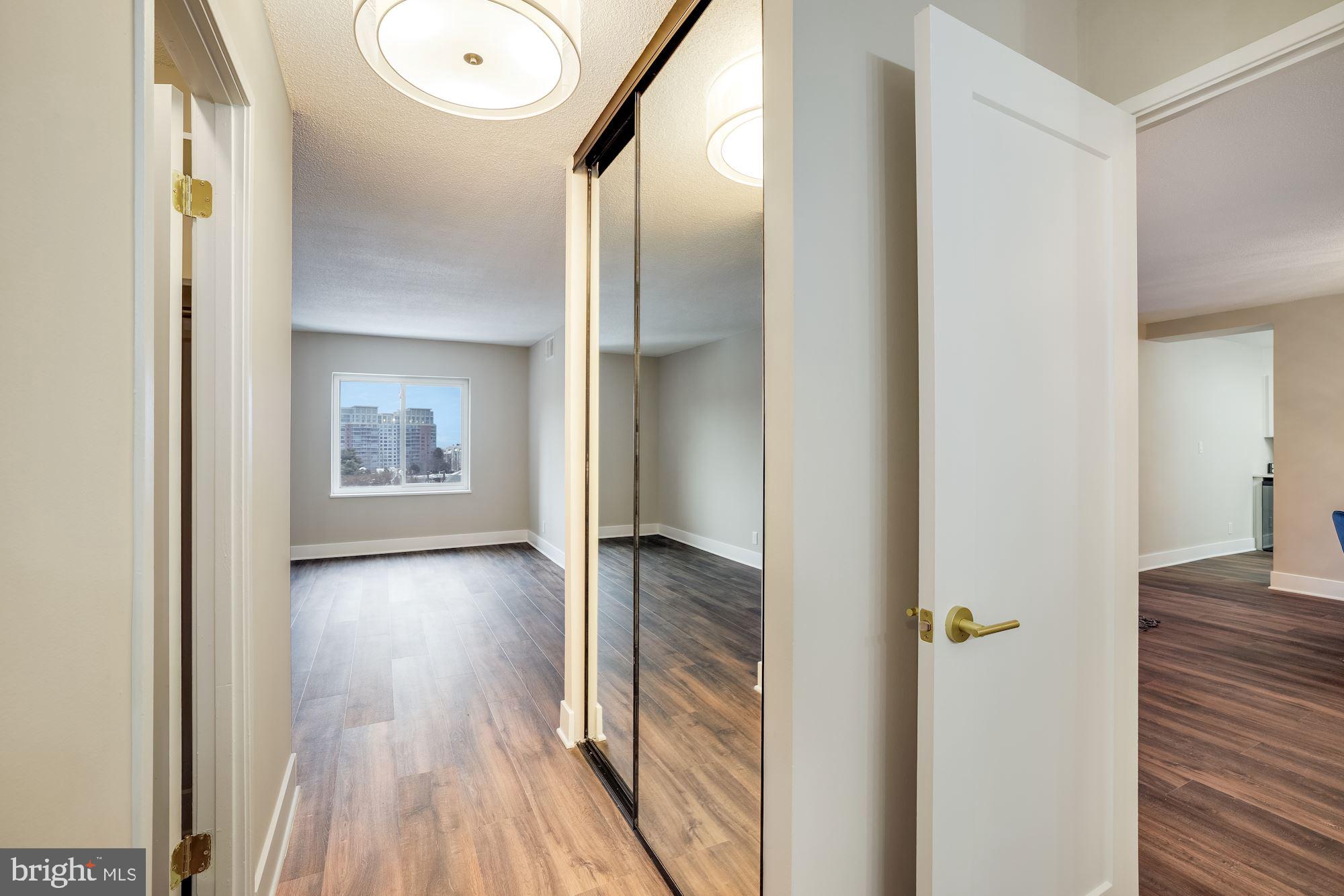 ROTONDA - Residential Lease