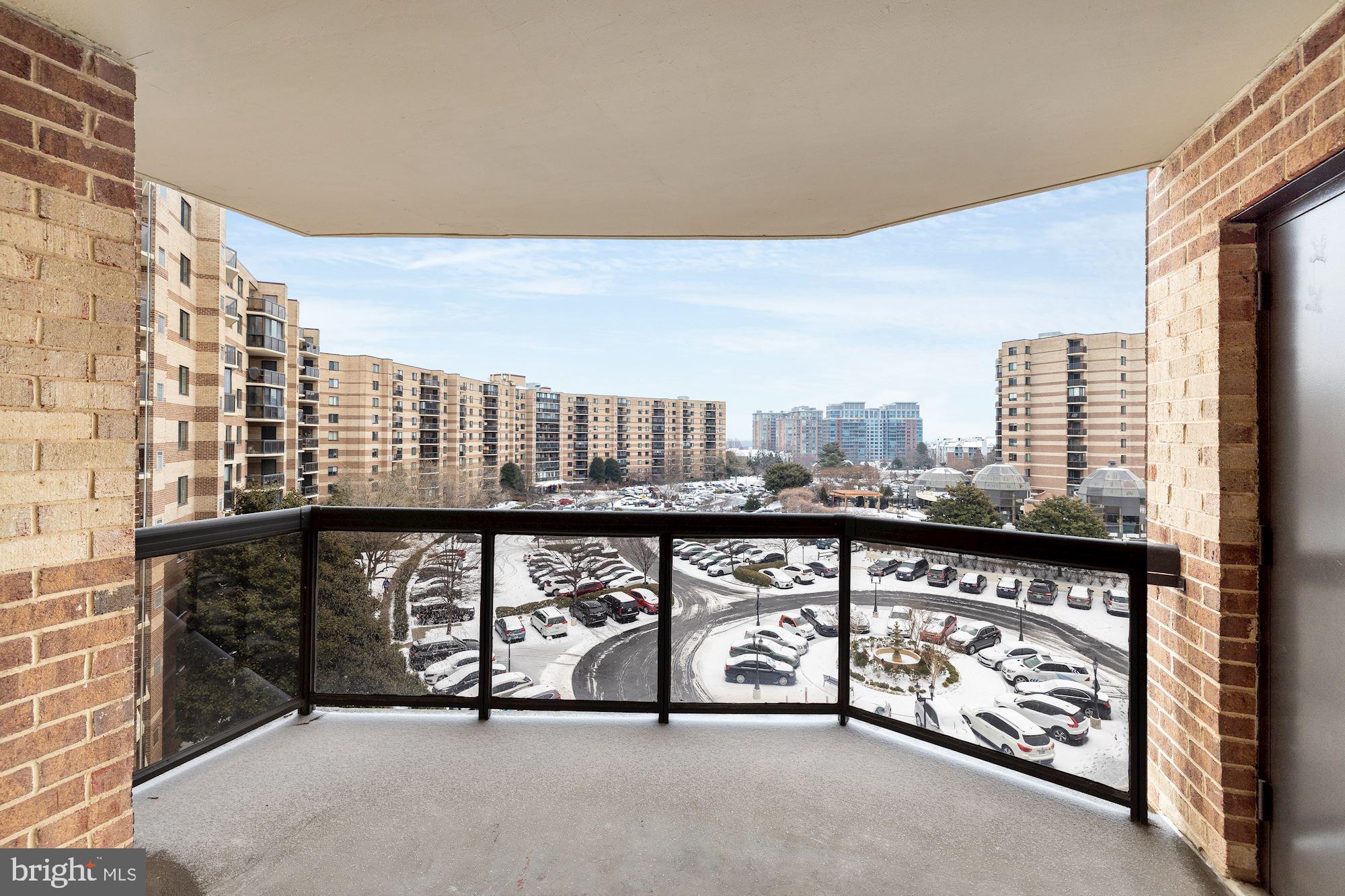 ROTONDA - Residential Lease