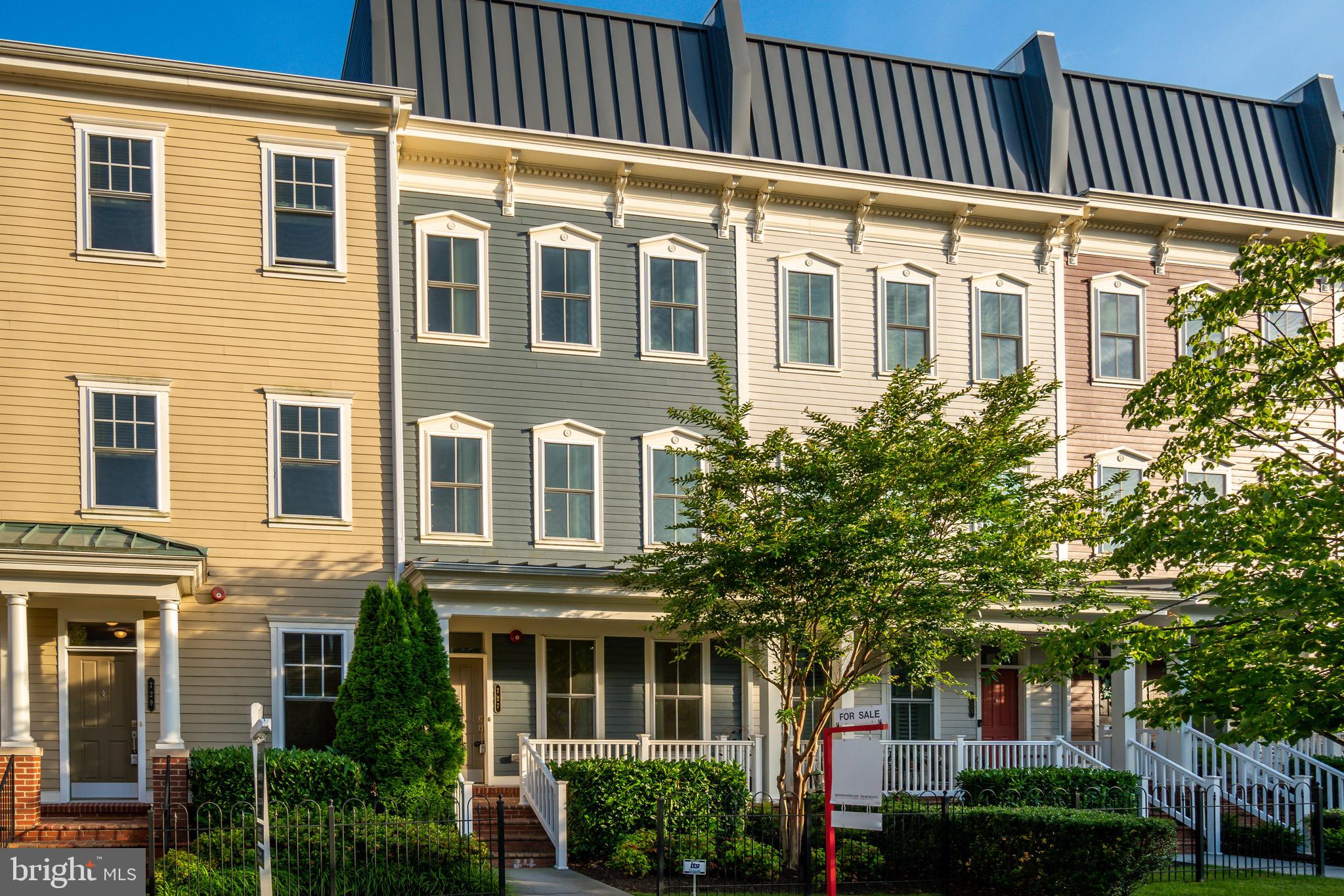 POTOMAC  YARDS - Residential Lease