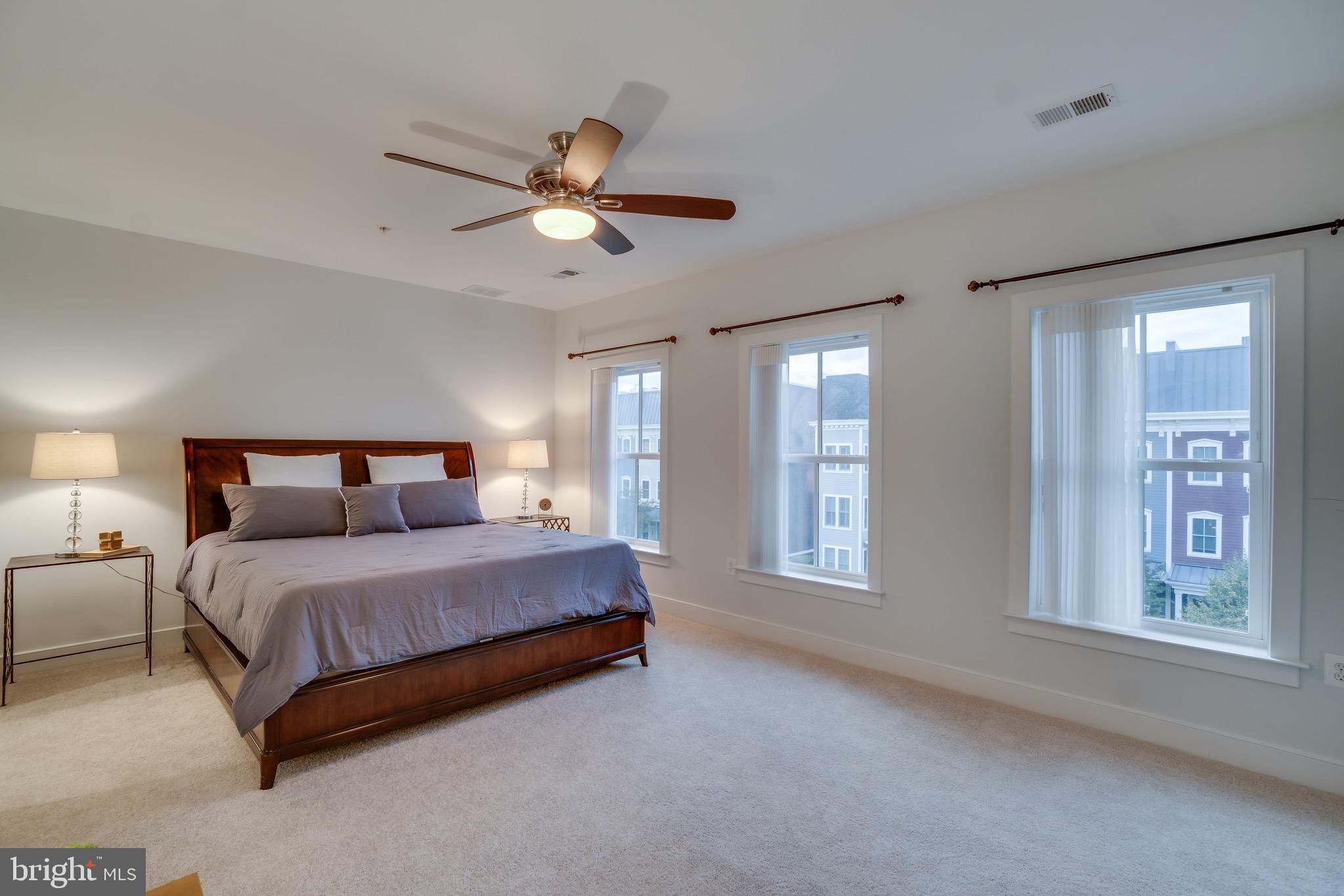 POTOMAC  YARDS - Residential Lease