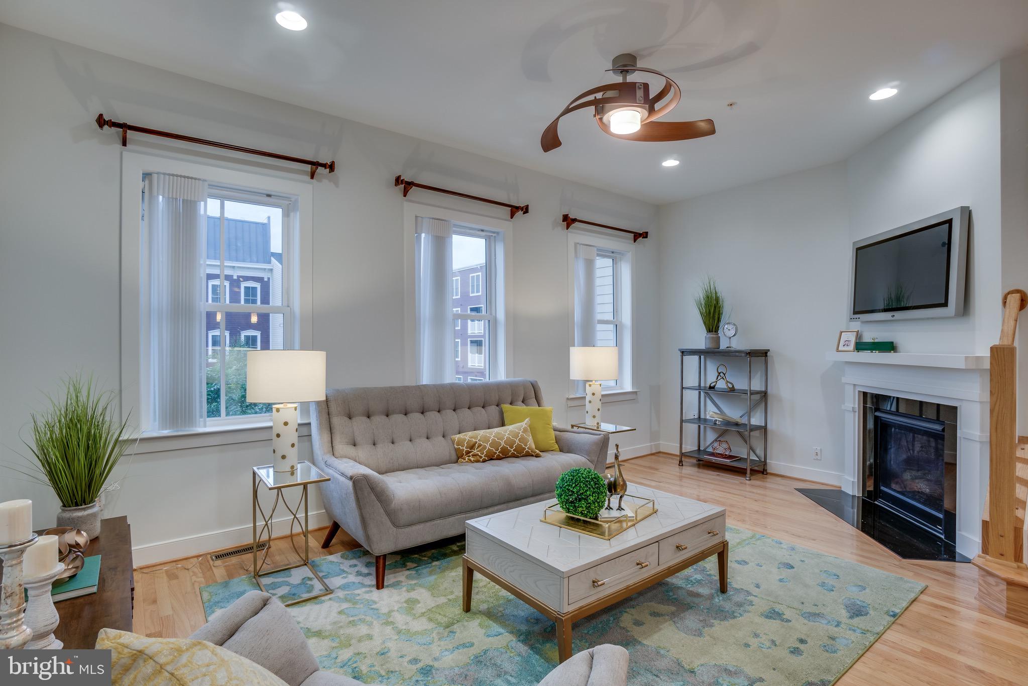 POTOMAC  YARDS - Residential Lease