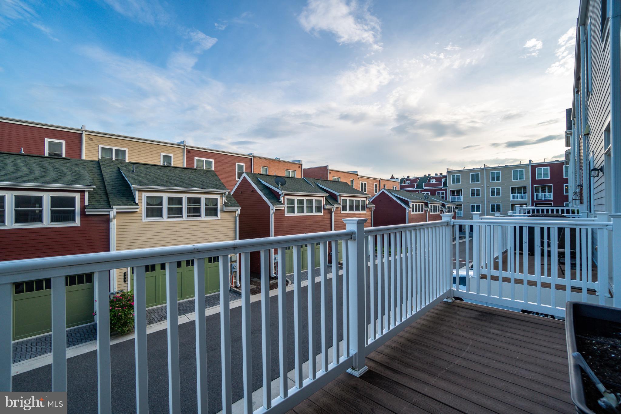 POTOMAC  YARDS - Residential Lease