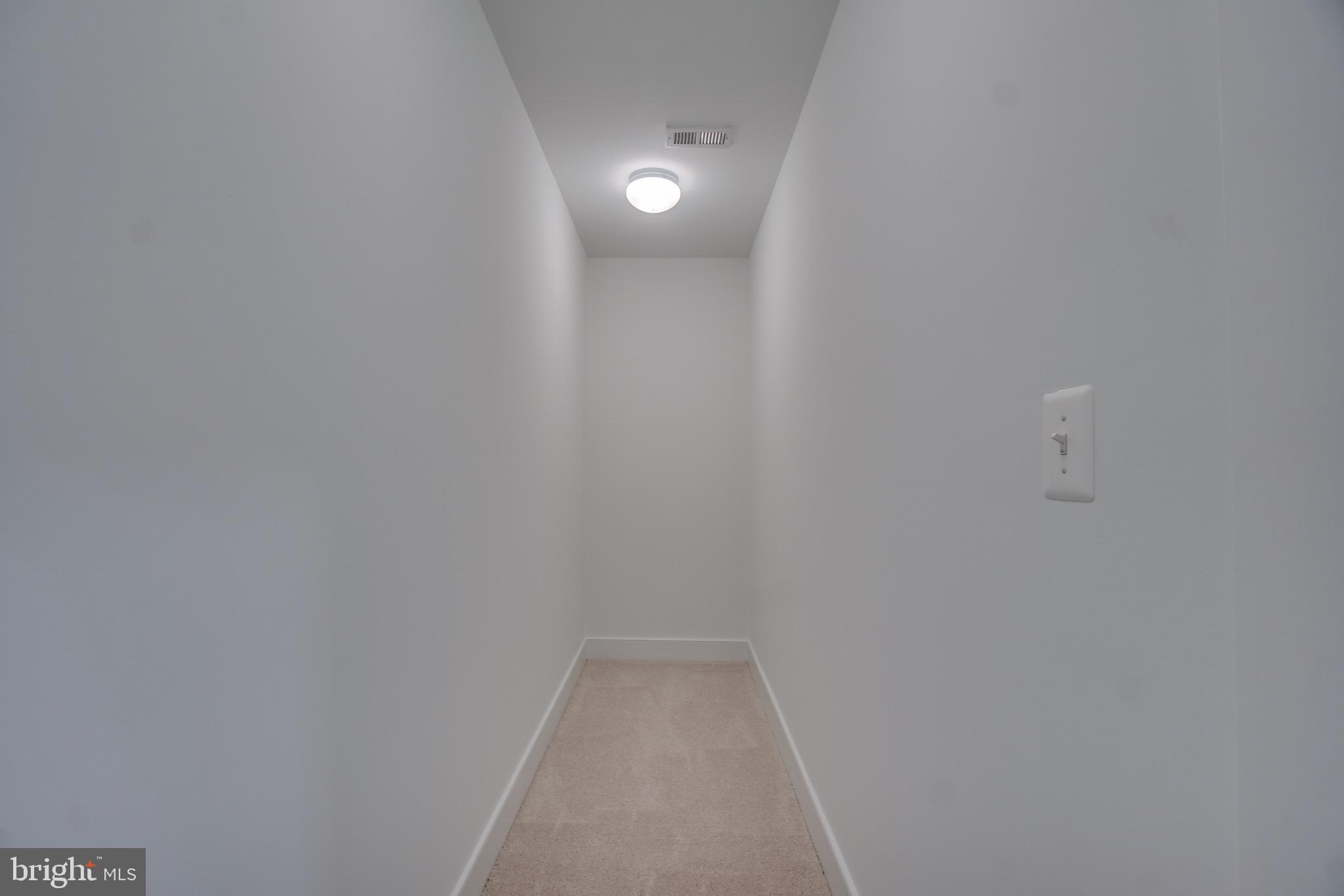 POTOMAC  YARDS - Residential Lease