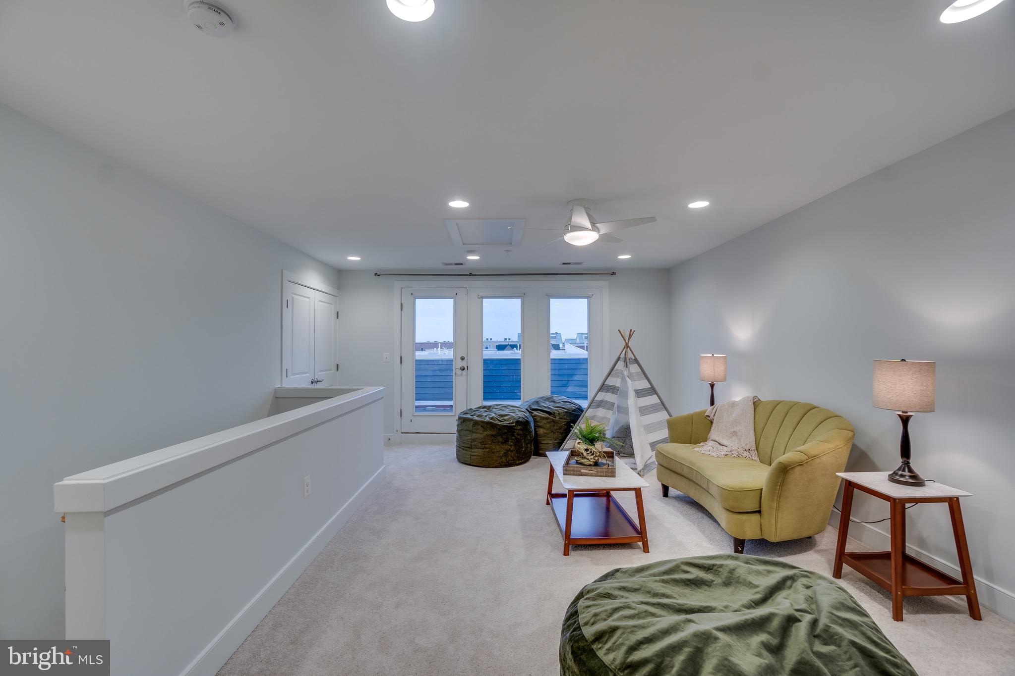 POTOMAC  YARDS - Residential Lease