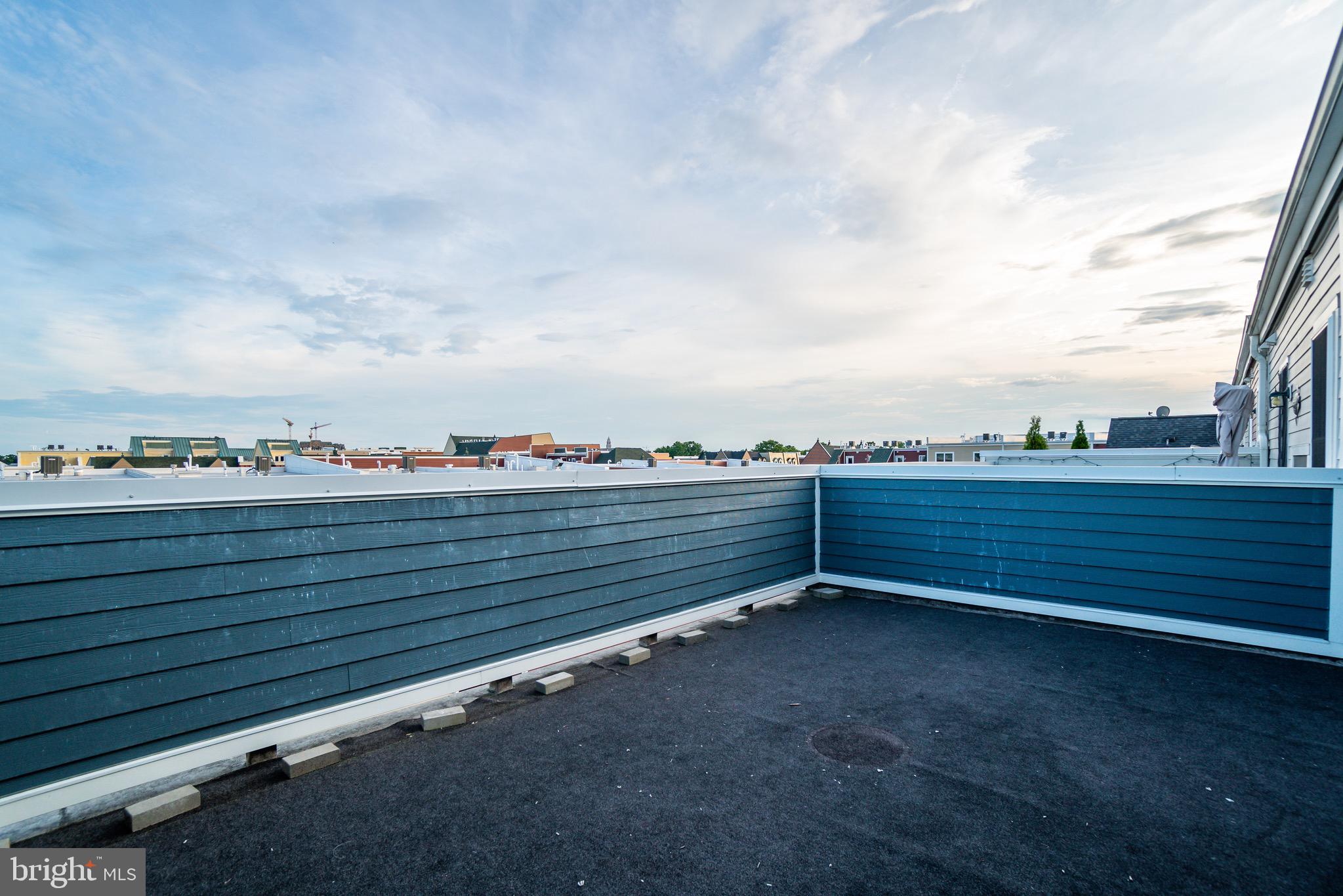 POTOMAC  YARDS - Residential Lease