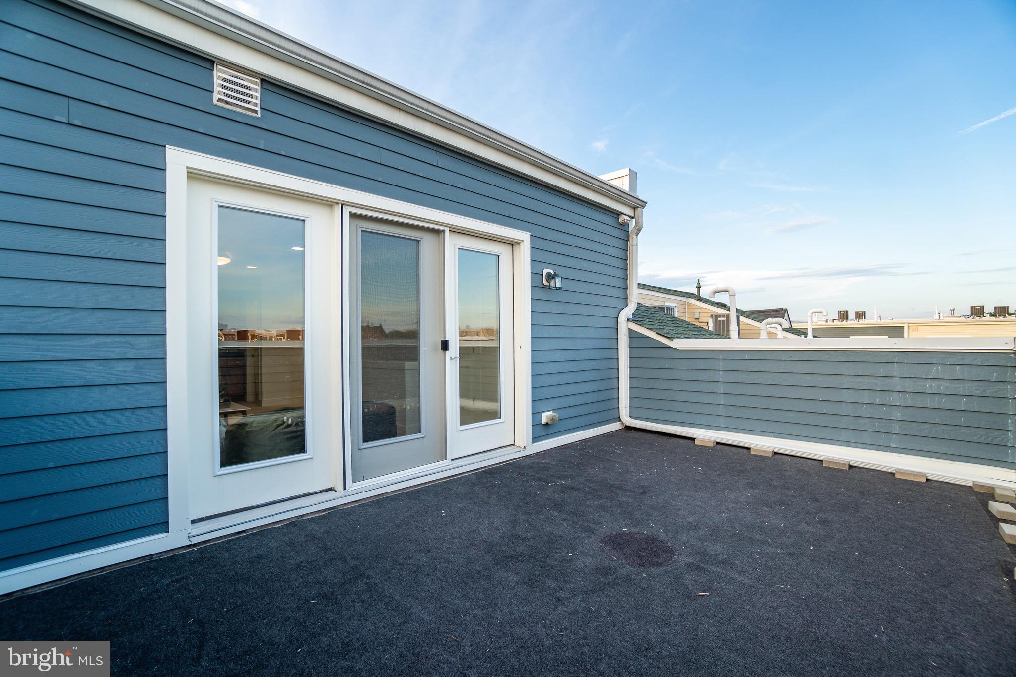 POTOMAC  YARDS - Residential Lease