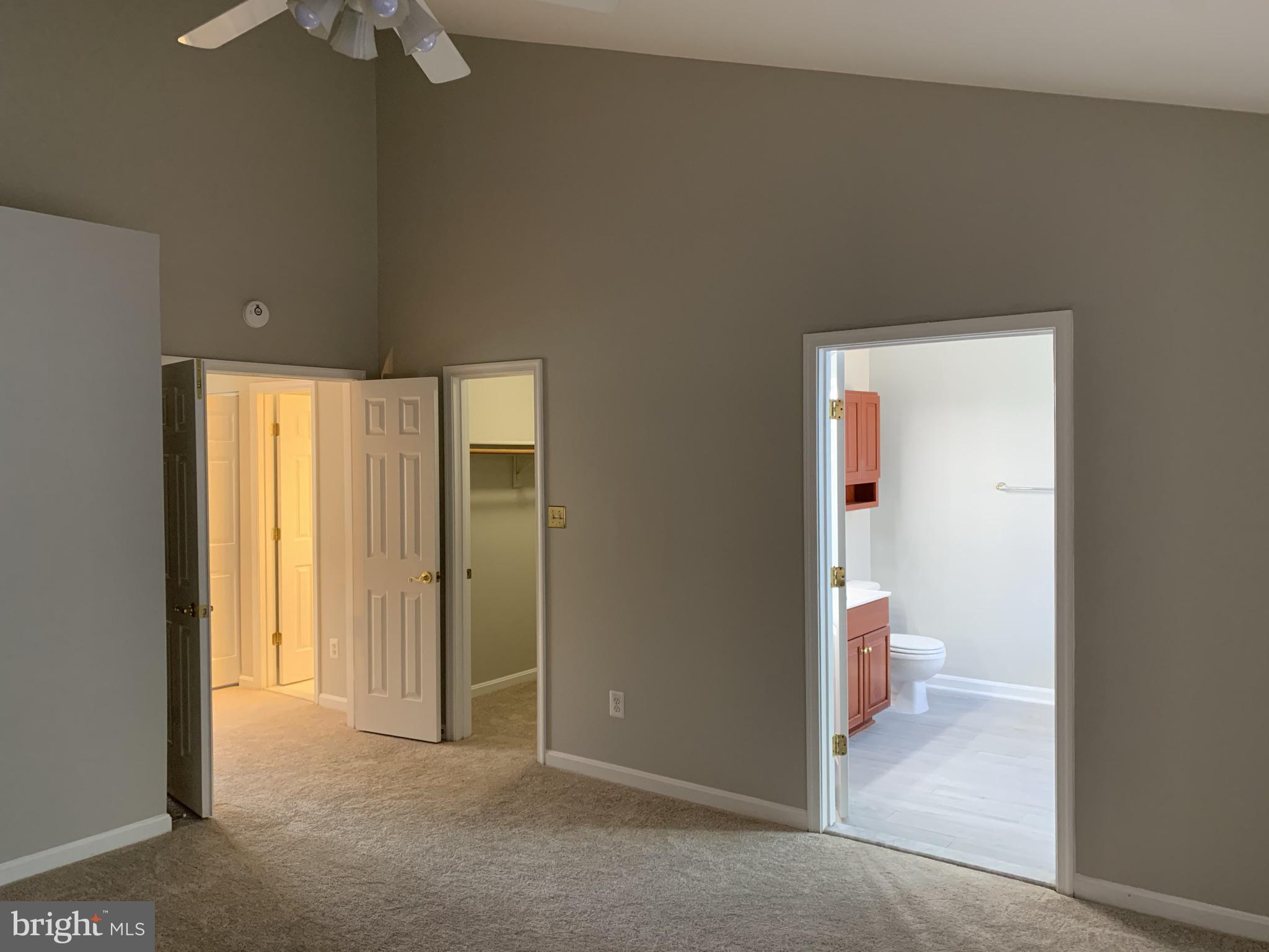 GOVERNORS GROVE - Residential Lease