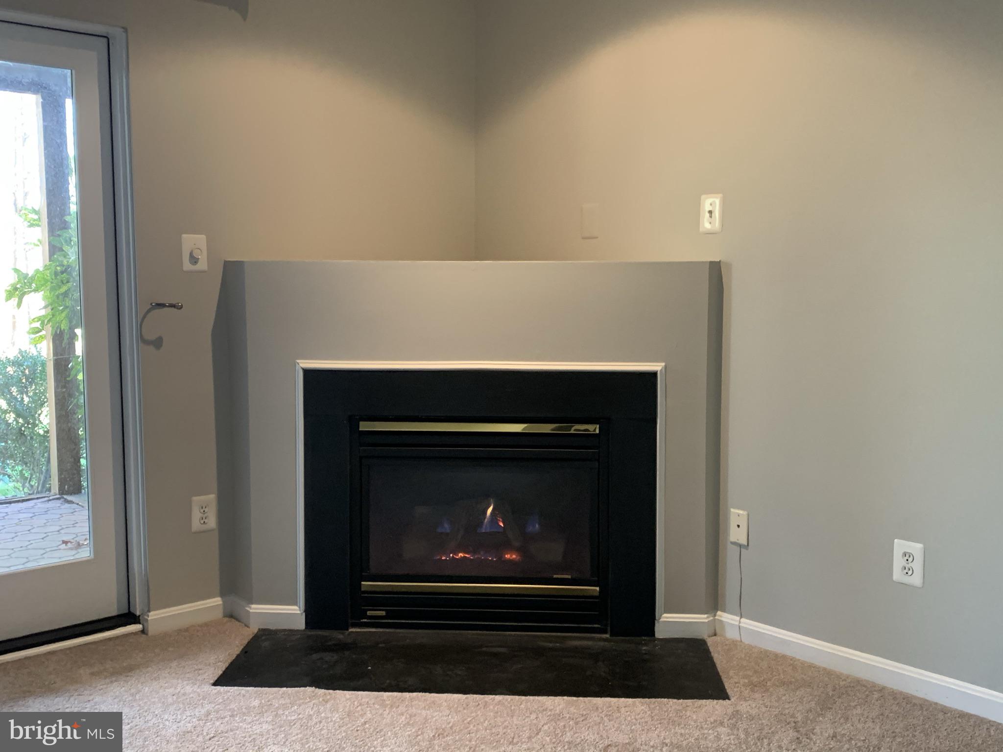 GOVERNORS GROVE - Residential Lease