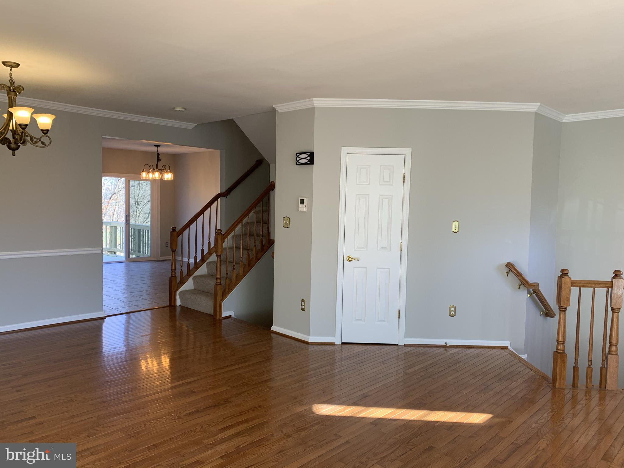 GOVERNORS GROVE - Residential Lease