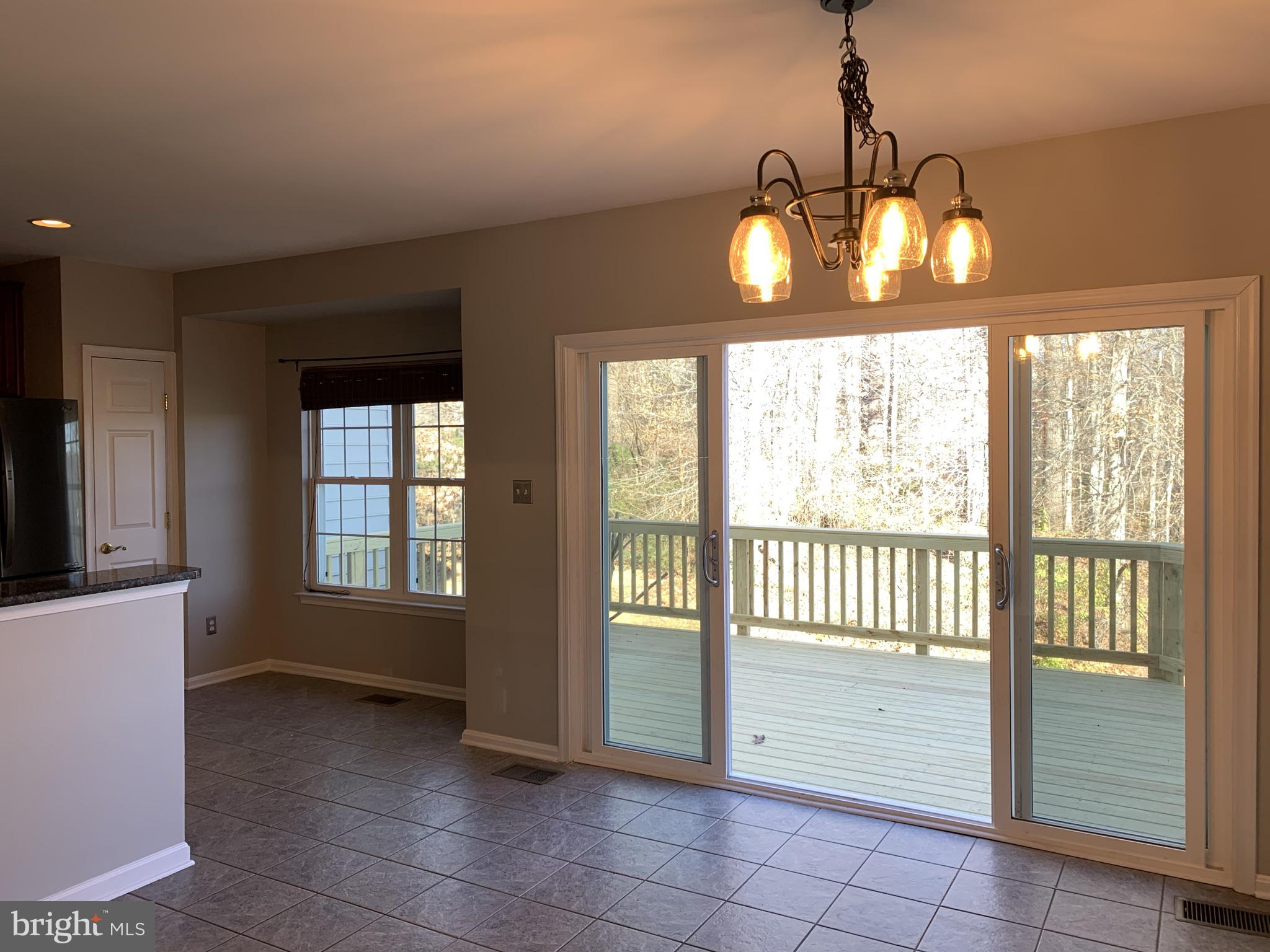 GOVERNORS GROVE - Residential Lease