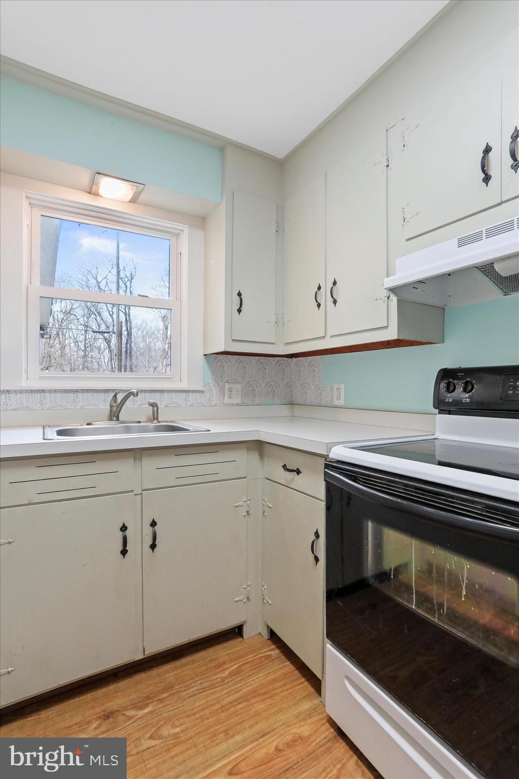 RIVERSIDE - Residential