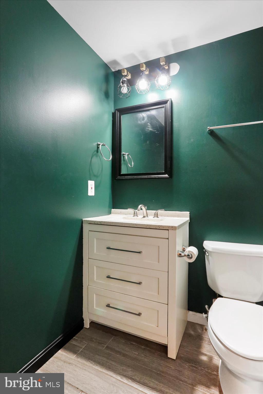 RIVERSIDE - Residential