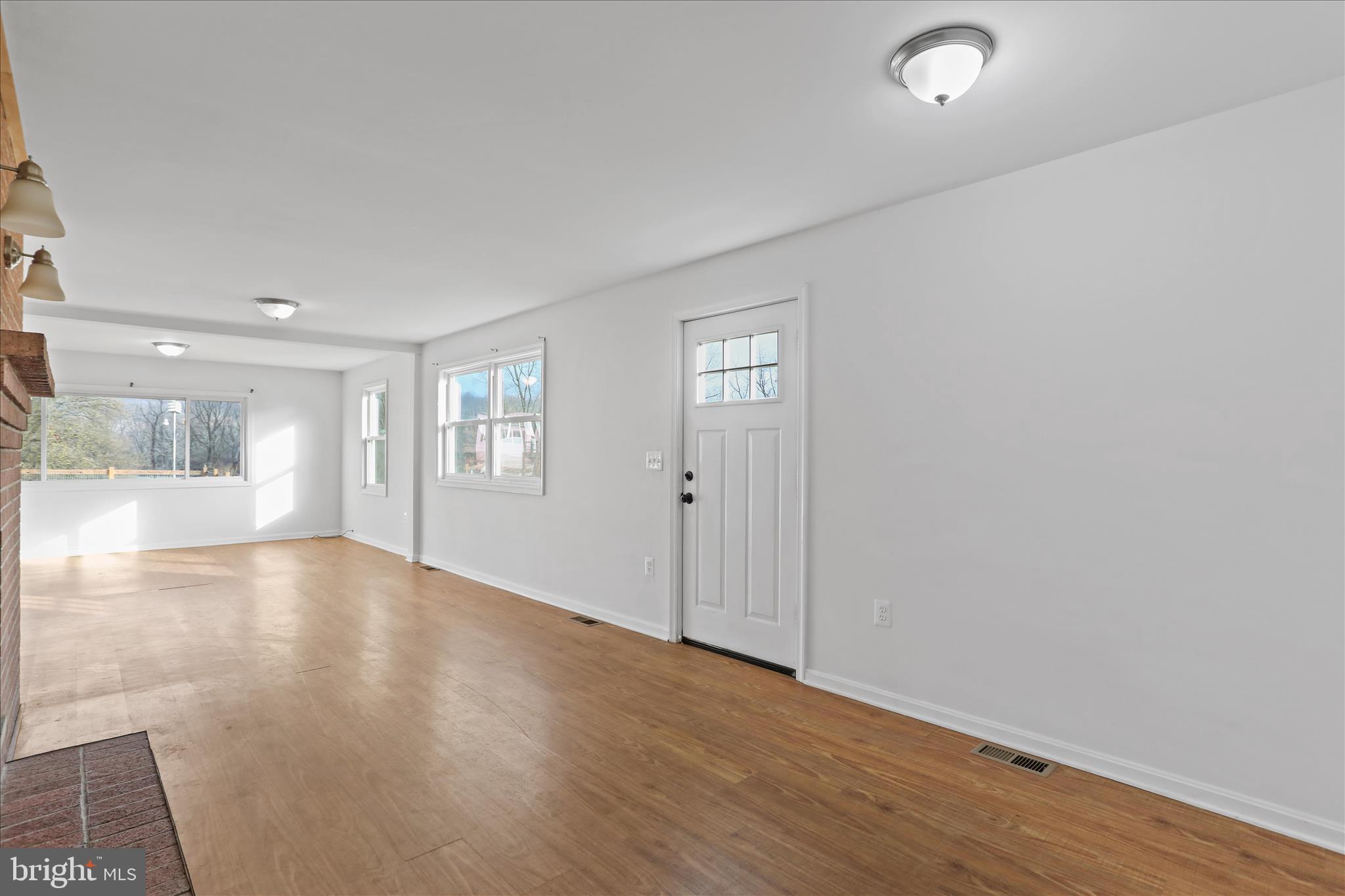 RIVERSIDE - Residential