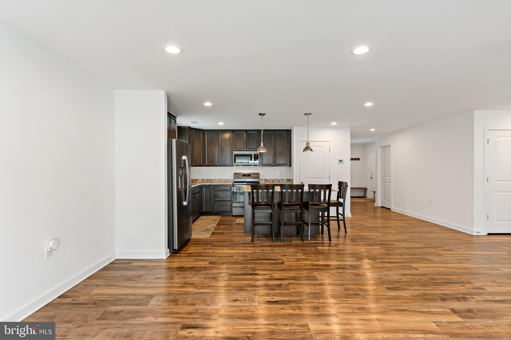 CARDINAL POINTE - Residential