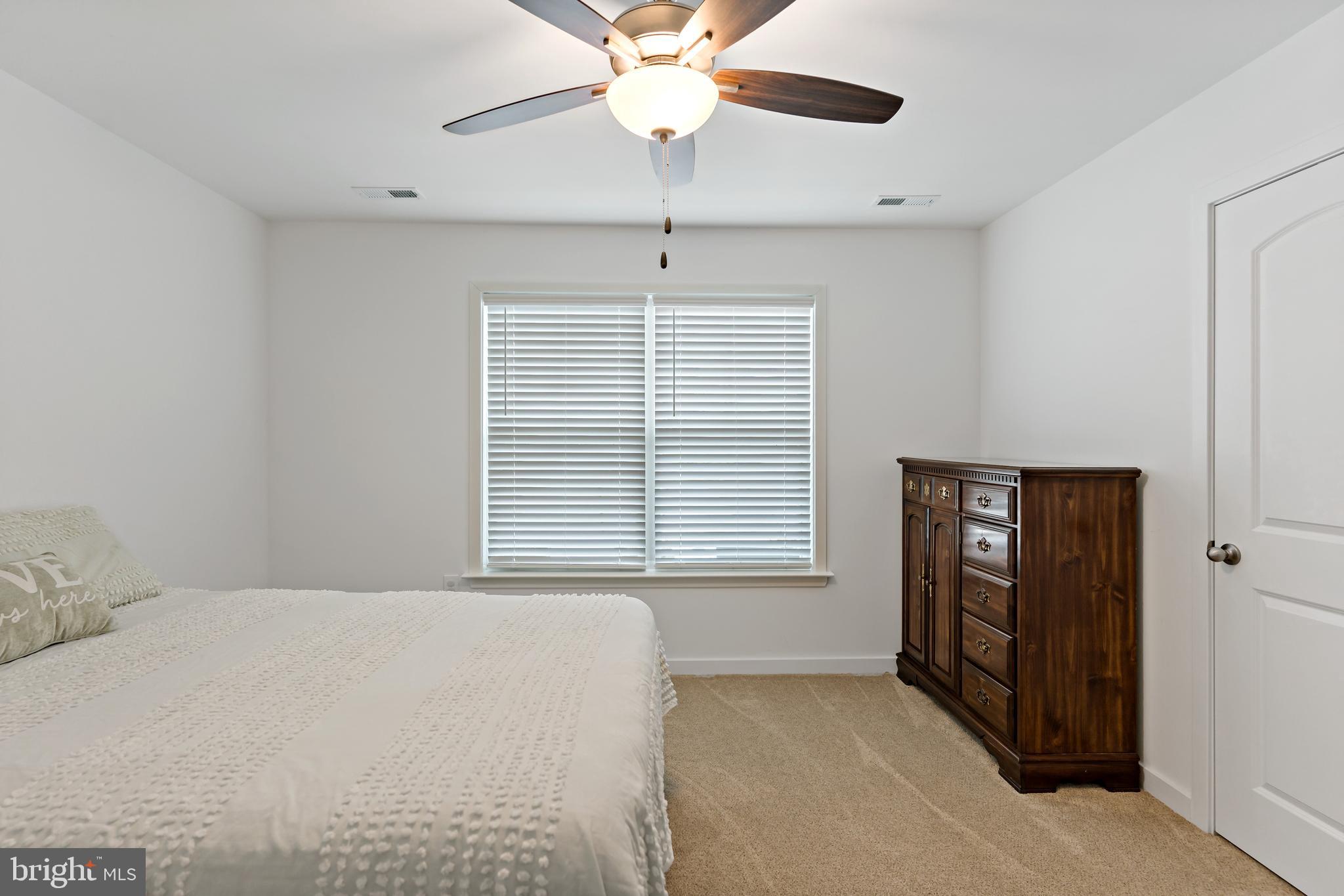 CARDINAL POINTE - Residential