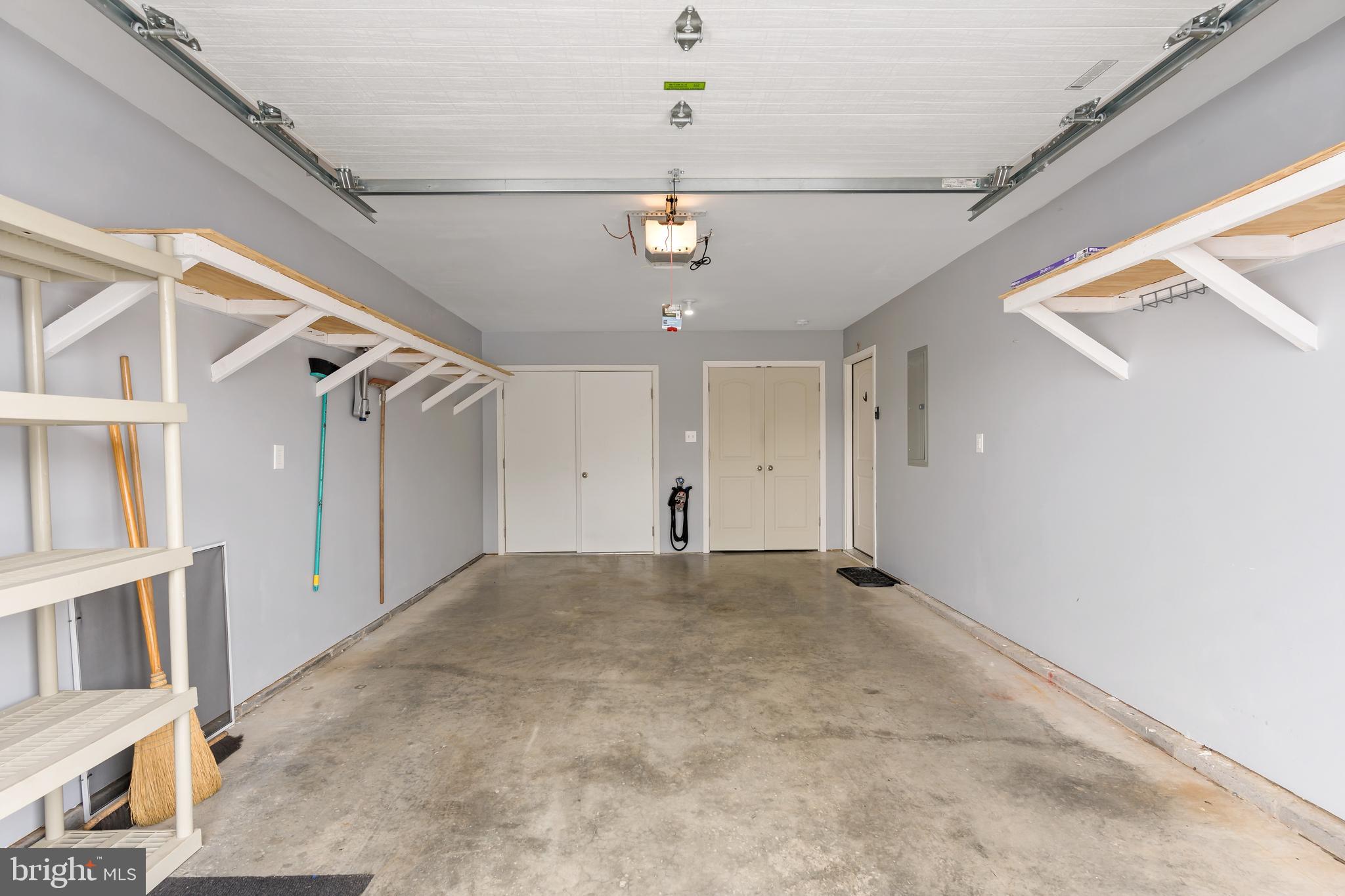 CARDINAL POINTE - Residential