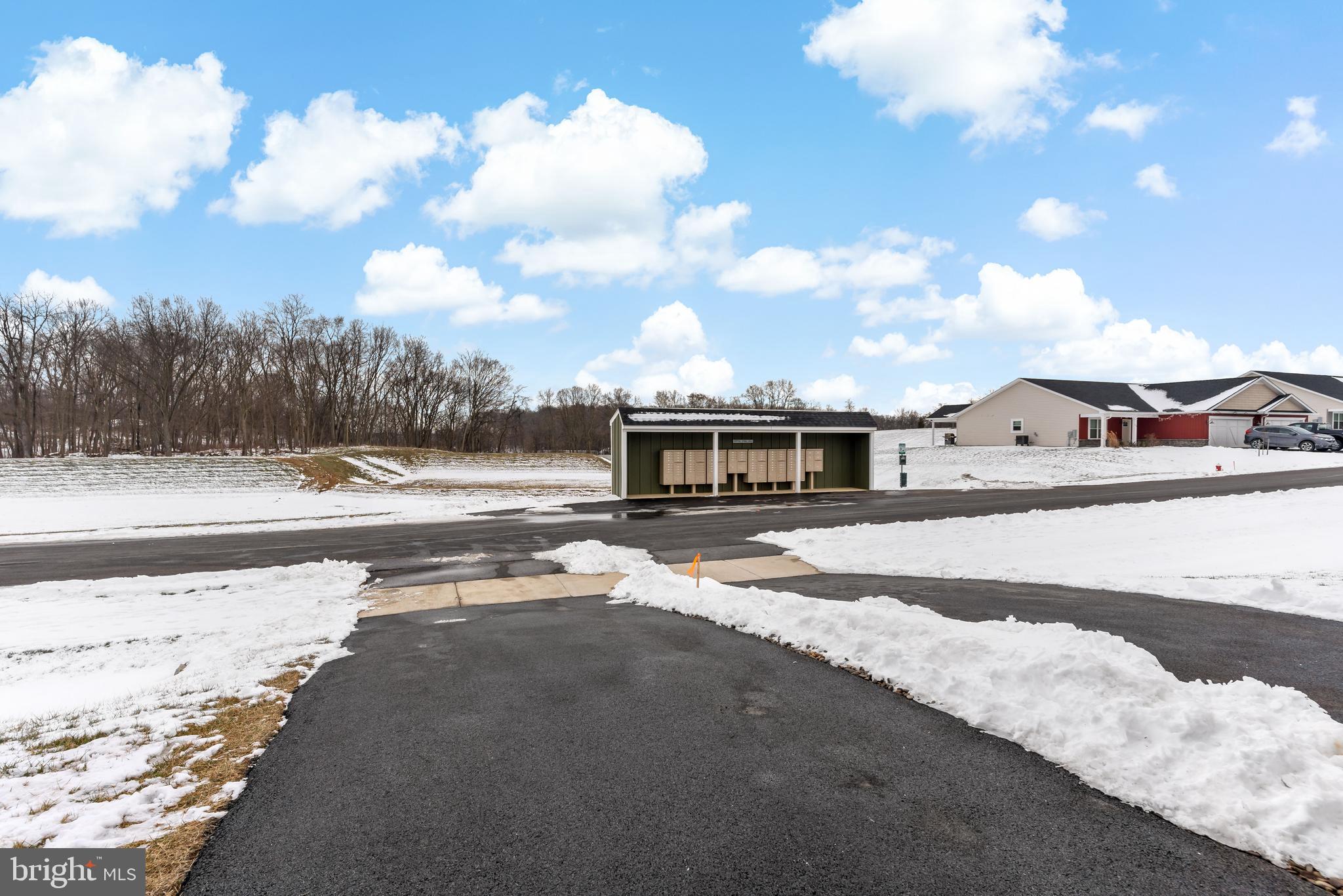 CARDINAL POINTE - Residential