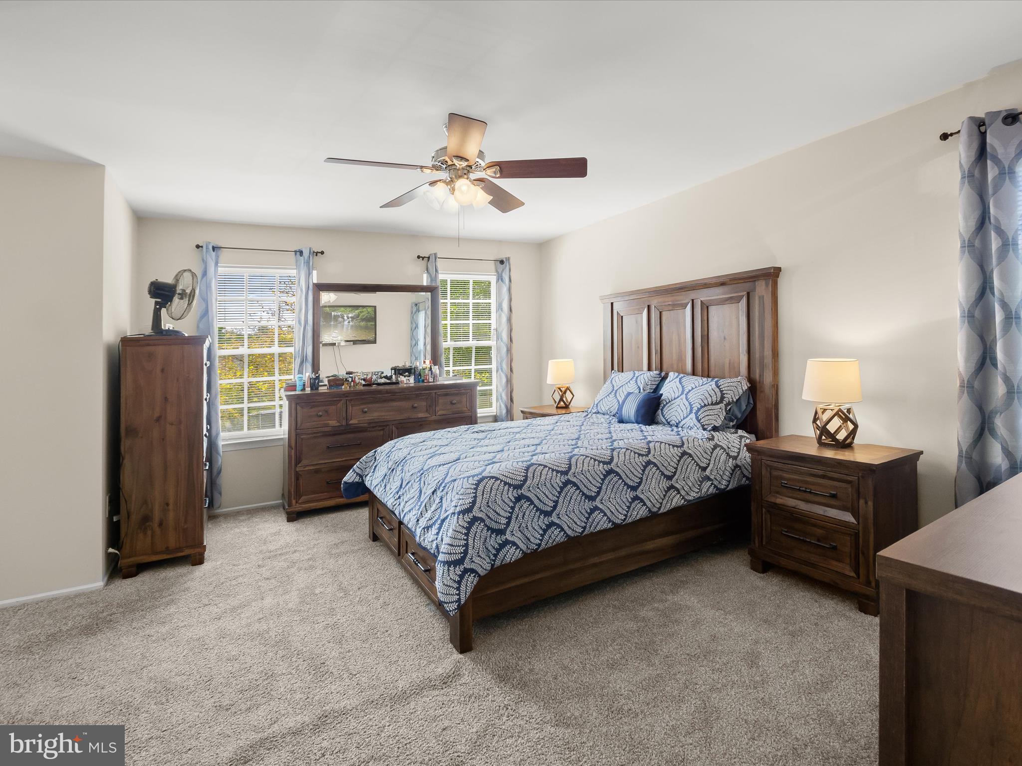 SENTRY WOODS/HUNTINGTON - Residential