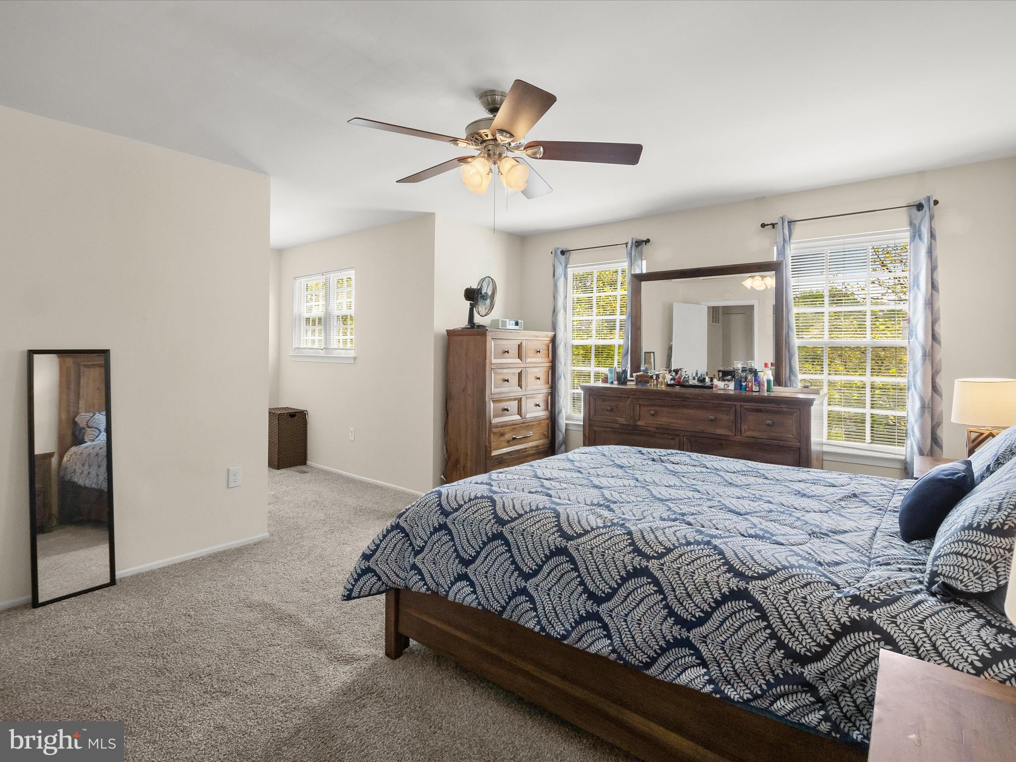 SENTRY WOODS/HUNTINGTON - Residential