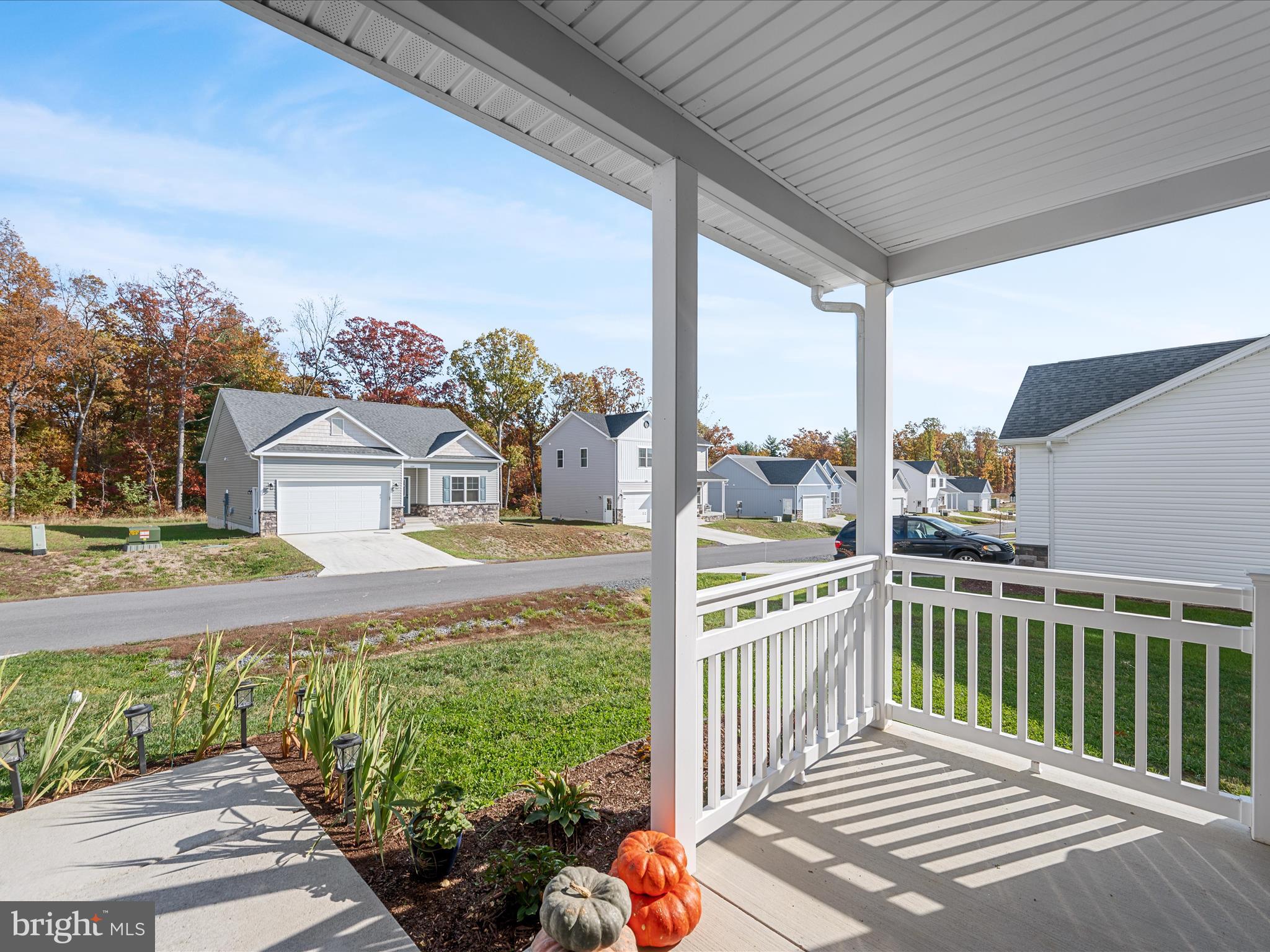 MIDDLE CREEK VISTAS - Residential