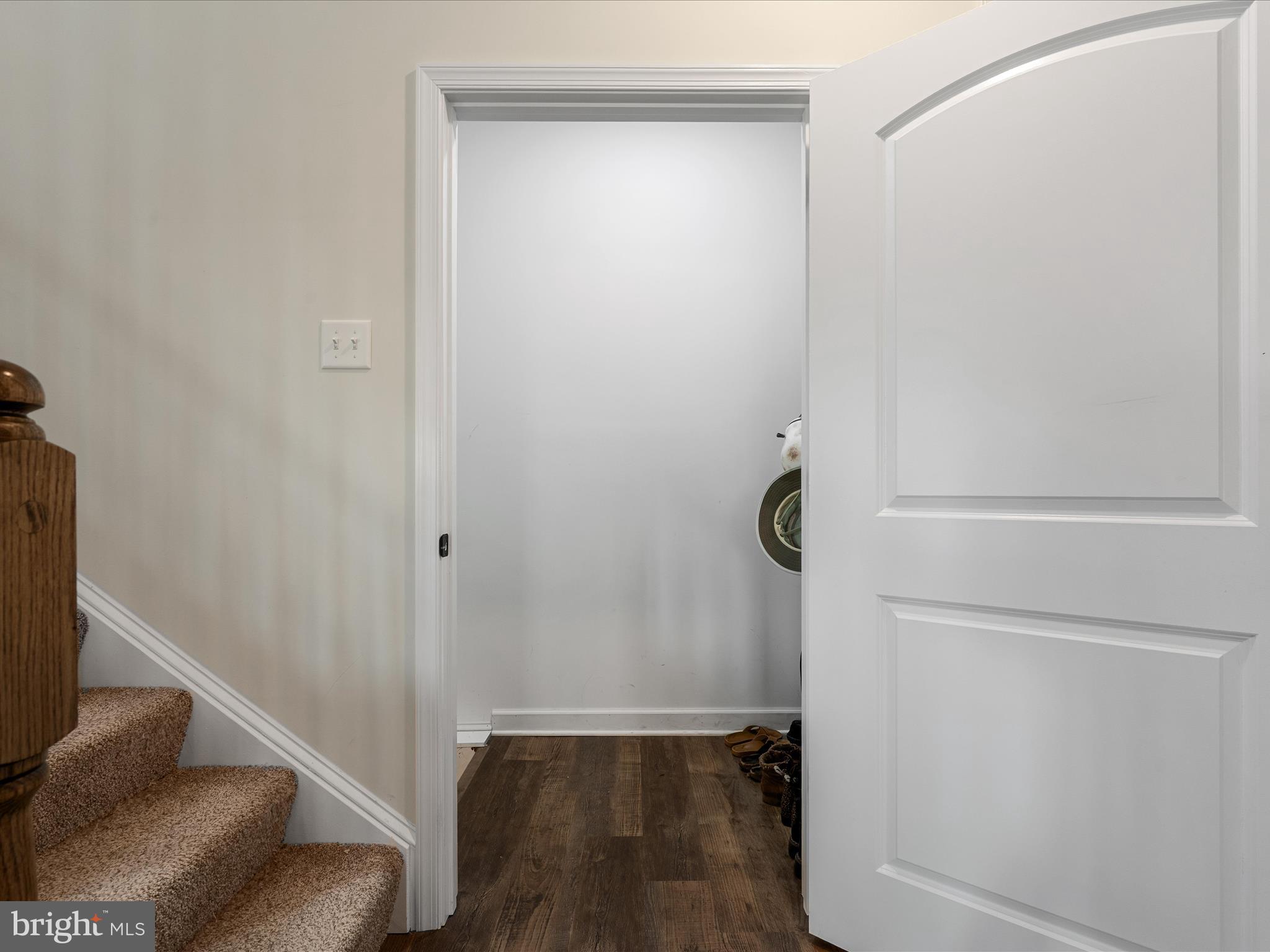 MIDDLE CREEK VISTAS - Residential